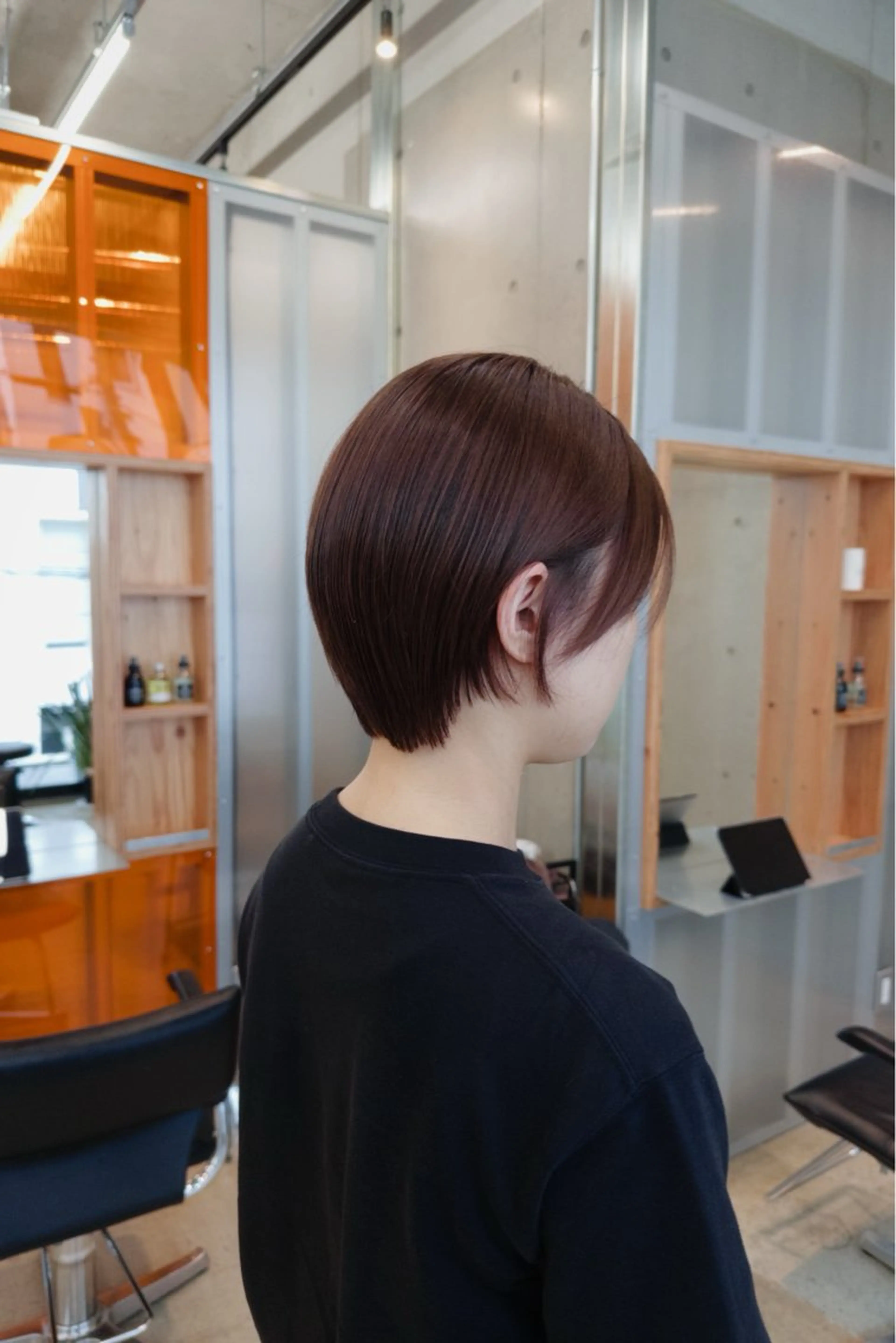 ショート カラー ヘアアレンジ ブラウンカラー ヘアカラー REONA🪽✨薬院 レイヤーカット🫧のヘアスタイル