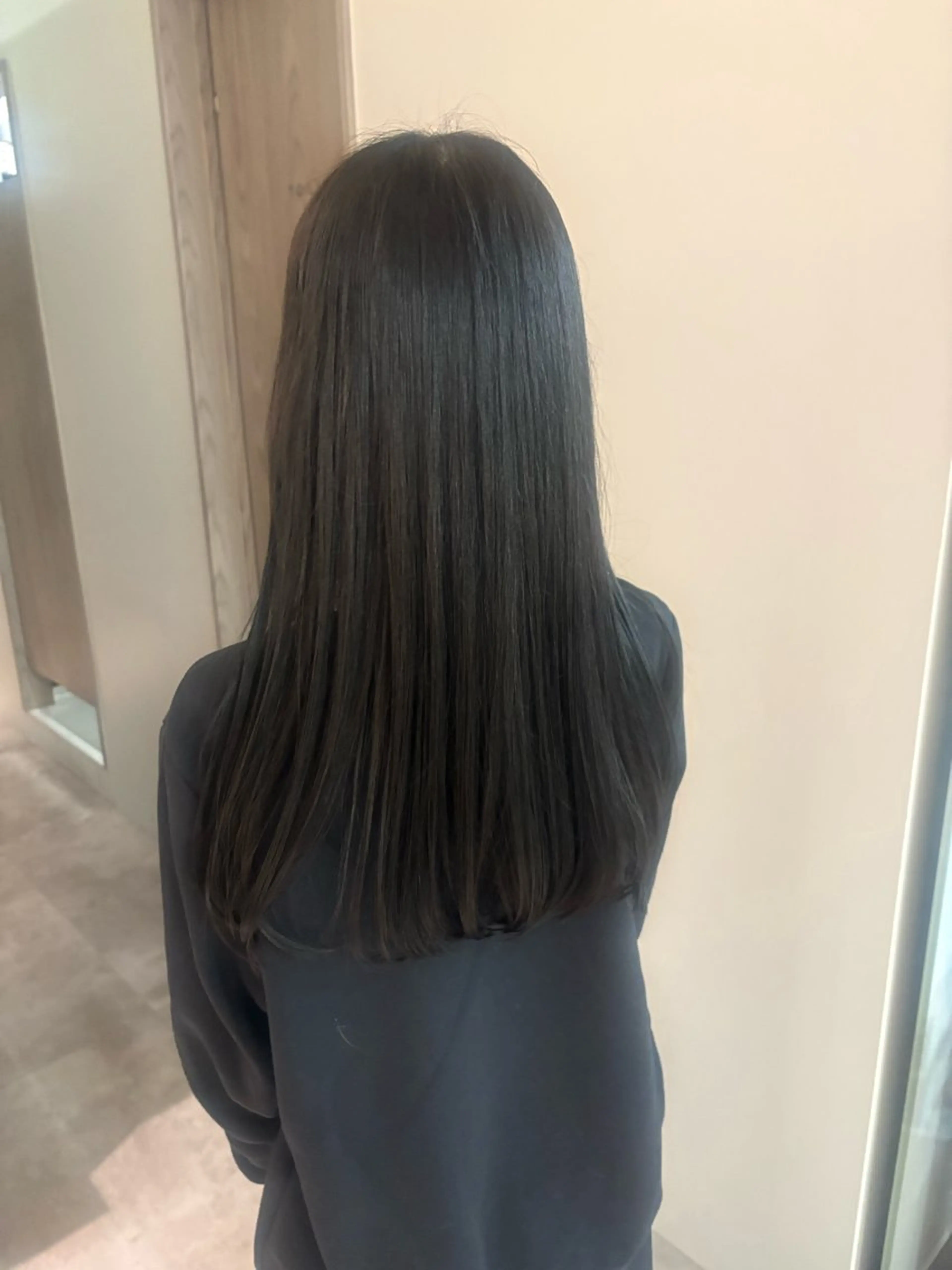 カラー やの ゆきなのヘアスタイル