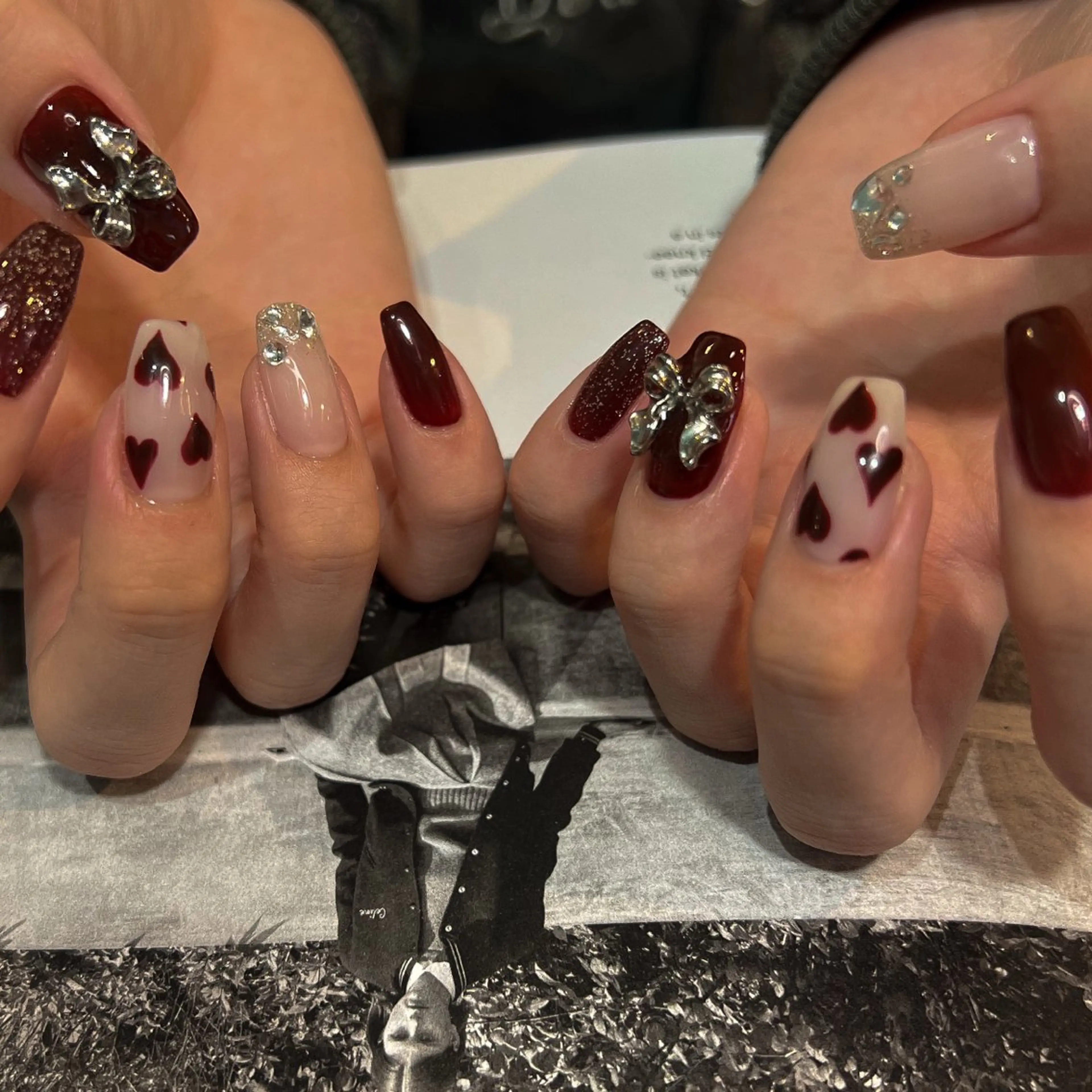 ネイル ハンドネイル nailsalon ULLのネイルデザイン