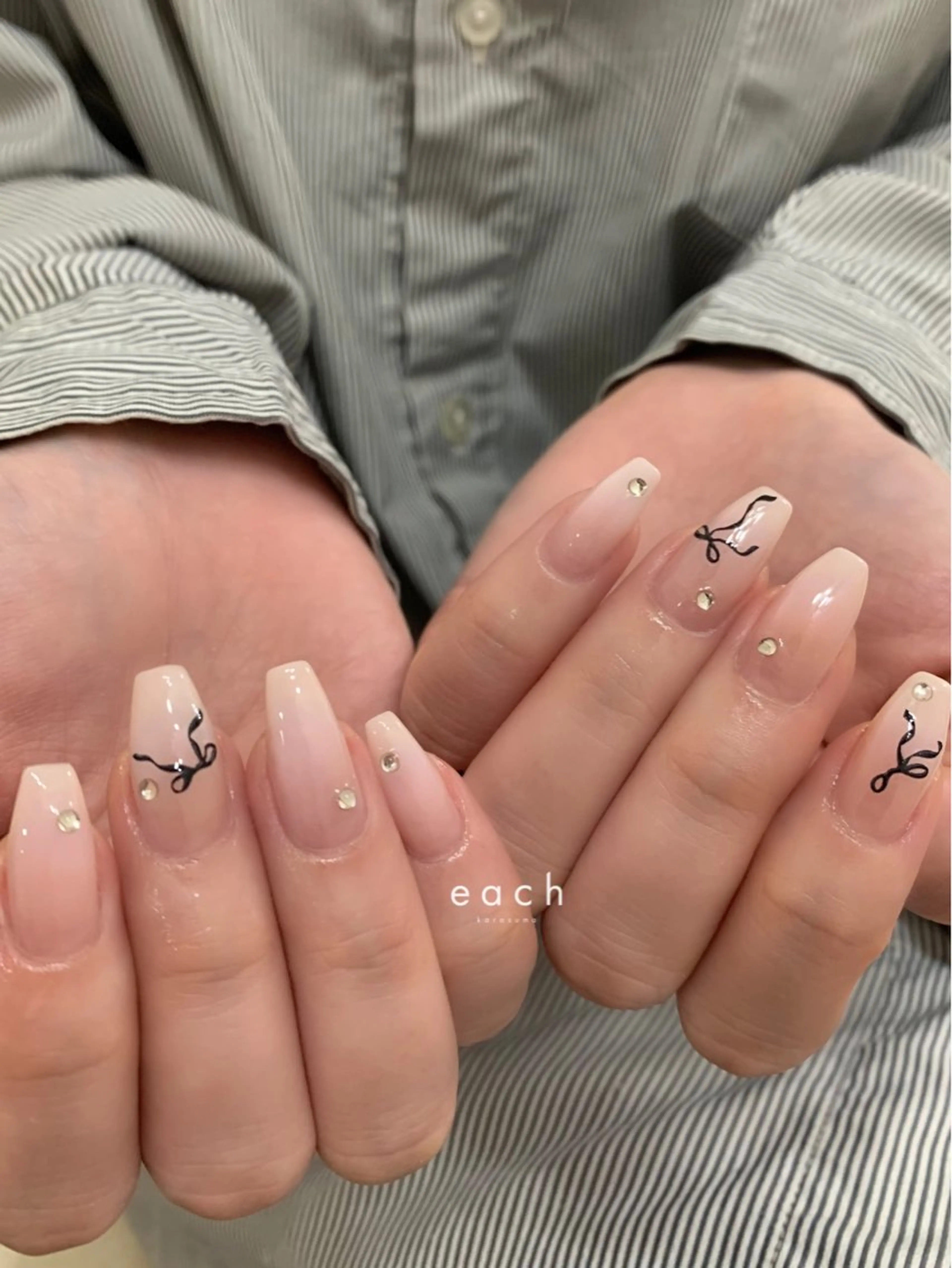 ネイル each Hibikiのネイルデザイン