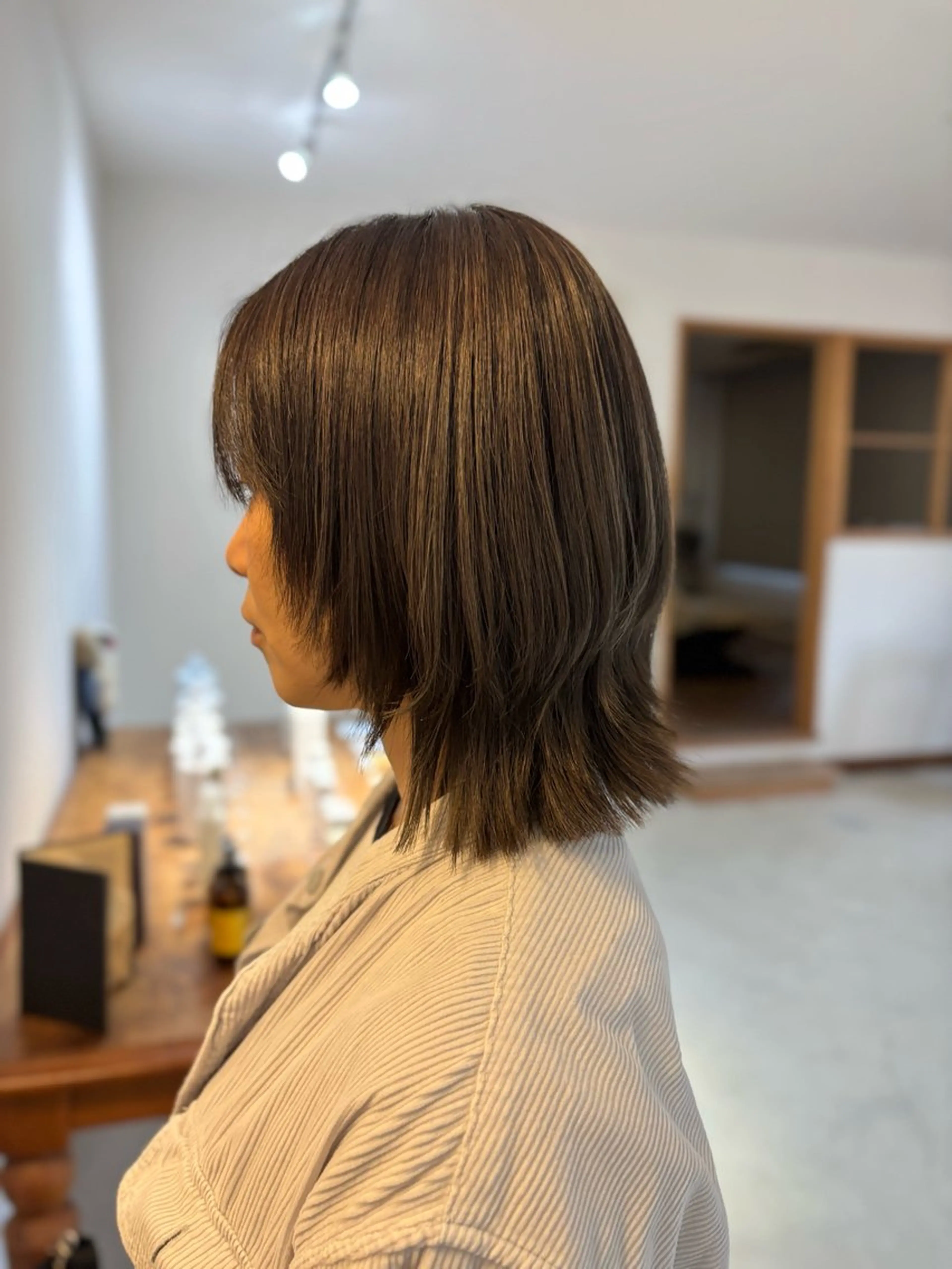 ミディアム 顔周りカット レイヤーカット ヤマノウチ アヤカのヘアスタイル