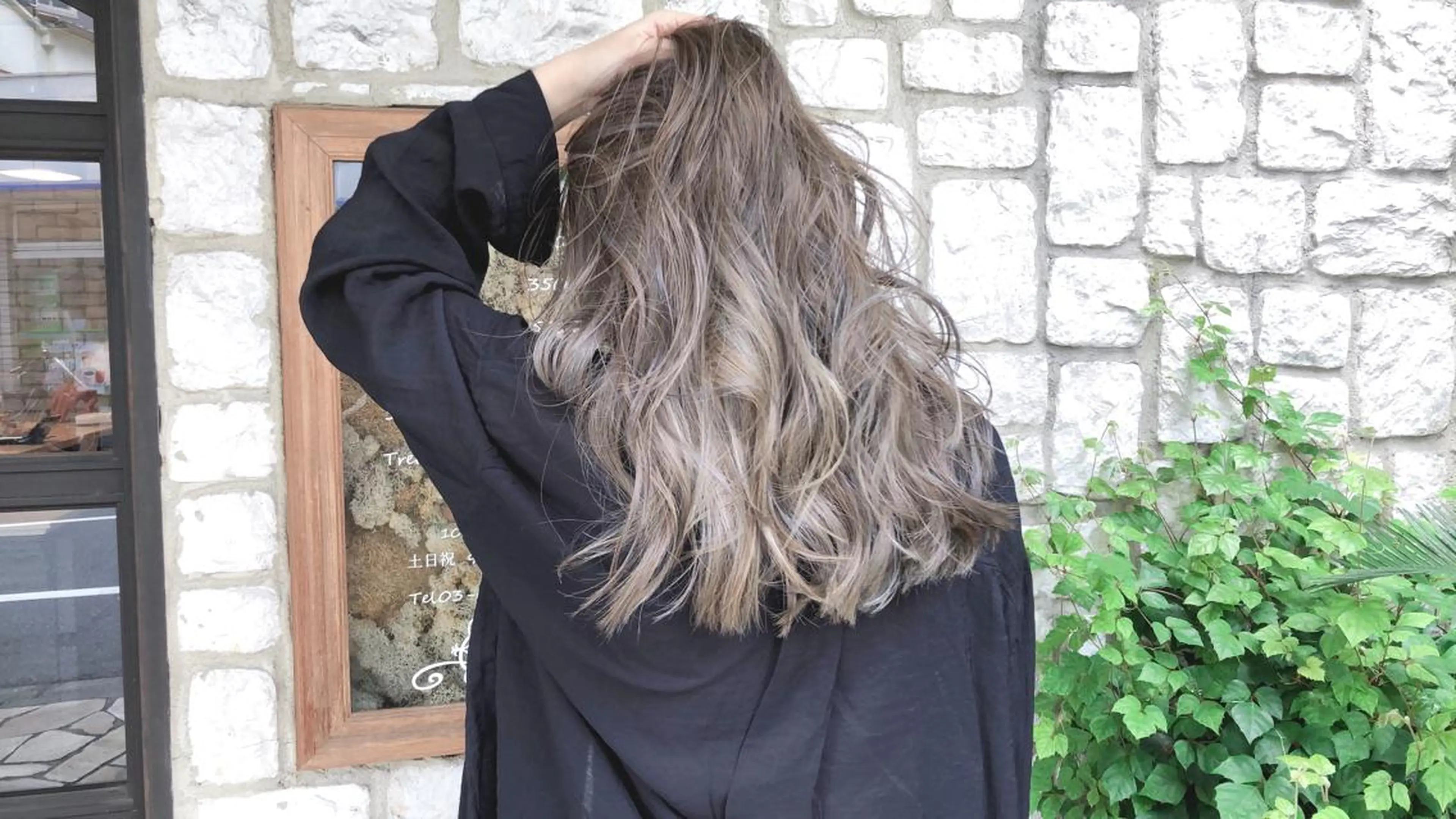 ロング カラー パーマ ヘアアレンジ メンズ キッズ ネイル マツエク・マツパ メンズバレイヤージュ バレイヤージュ ベージュカラー レイヤーカット カット 縮毛矯正 トリートメント 髪質改善/透明感 OAK兵庫のヘアスタイル