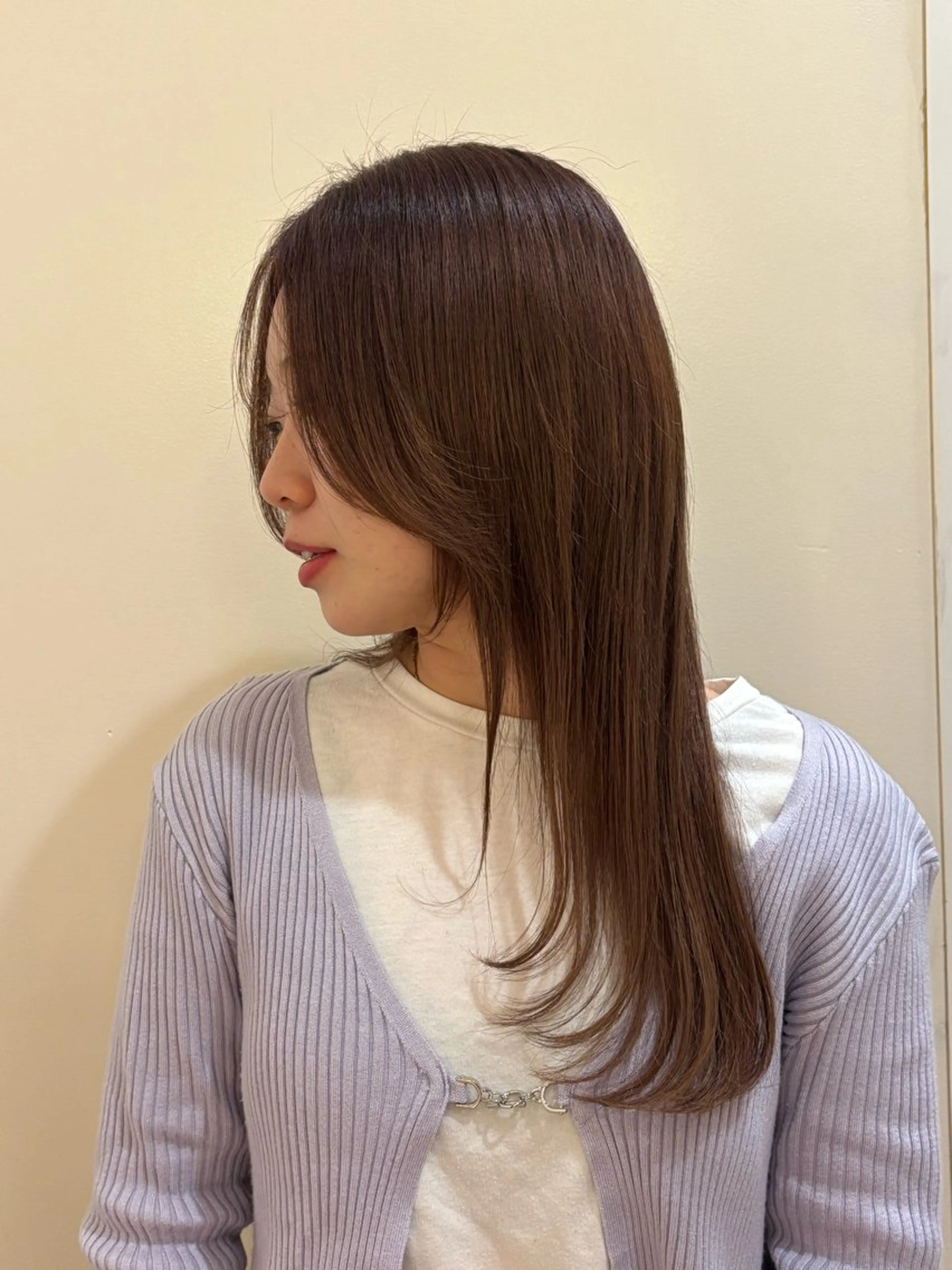 ロング 顔周りカット レイヤーカット CHICCA本八幡 平賀ひなたのヘアスタイル