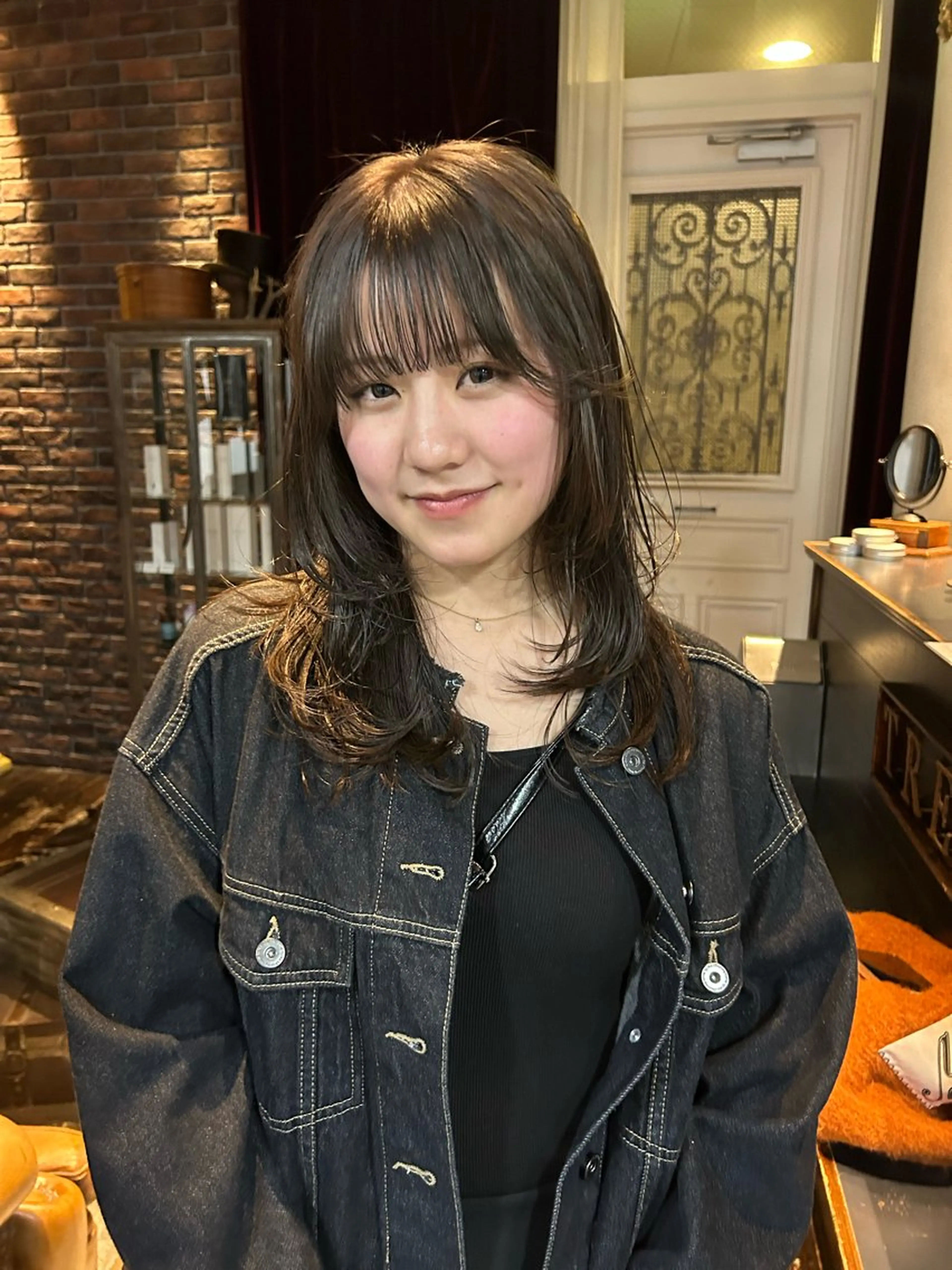 カラー グレージュ オリーブグレージュ オリーブグレー 丸山 風香のヘアスタイル