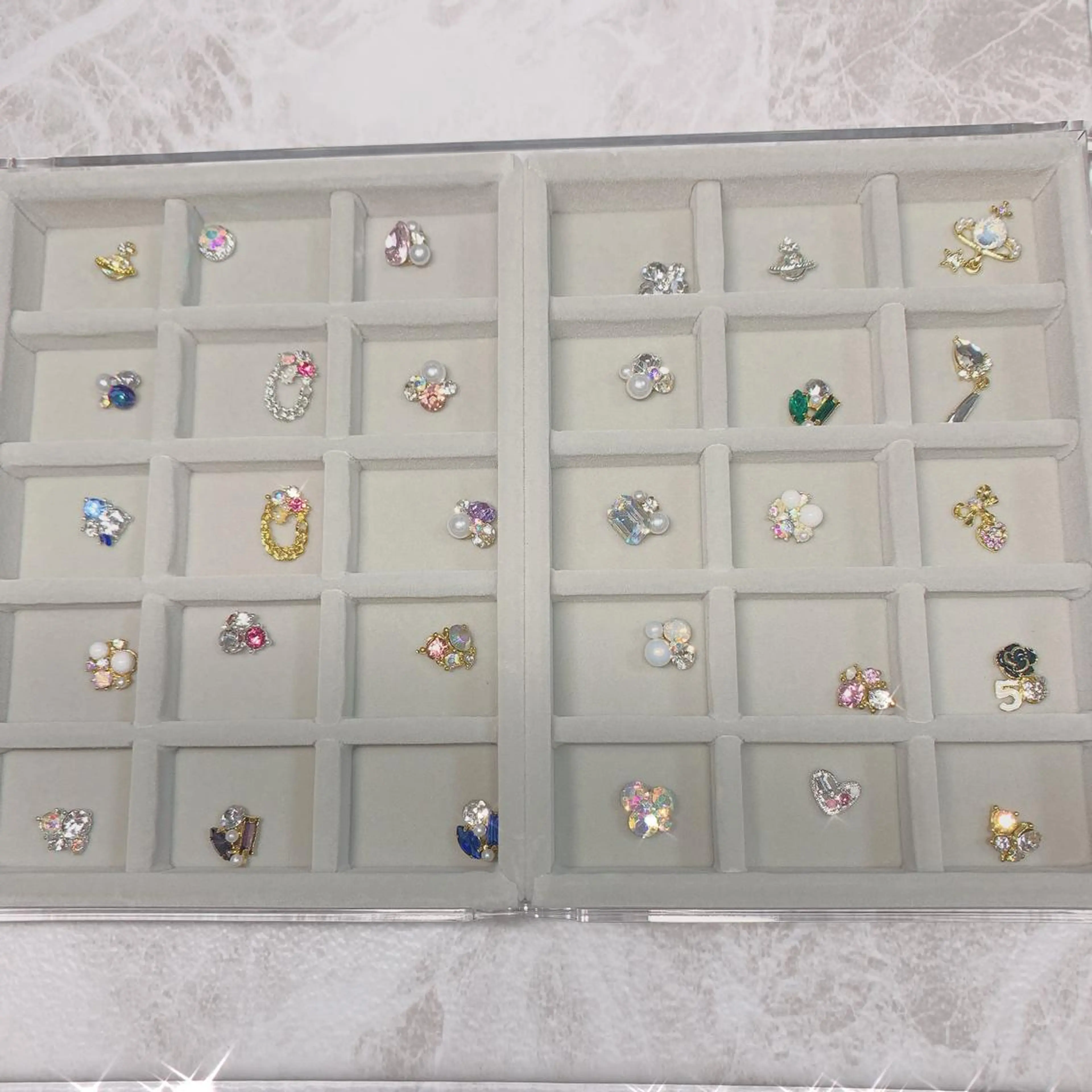 ネイル キラキラネイル 痩身/脱毛/ネイル HARUKAのエステ・リラクイメージ