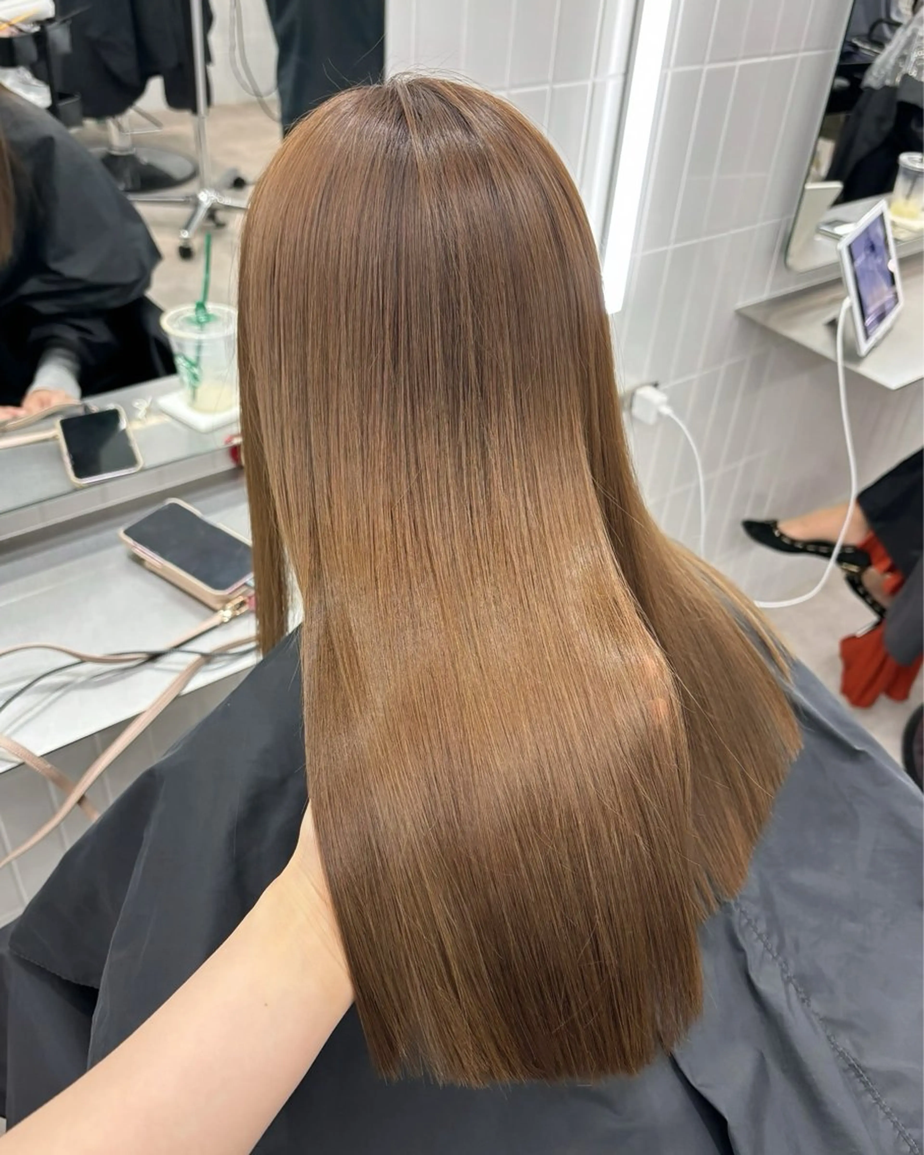 セミロング カラー emi 韓国ワンホンヘアのヘアスタイル