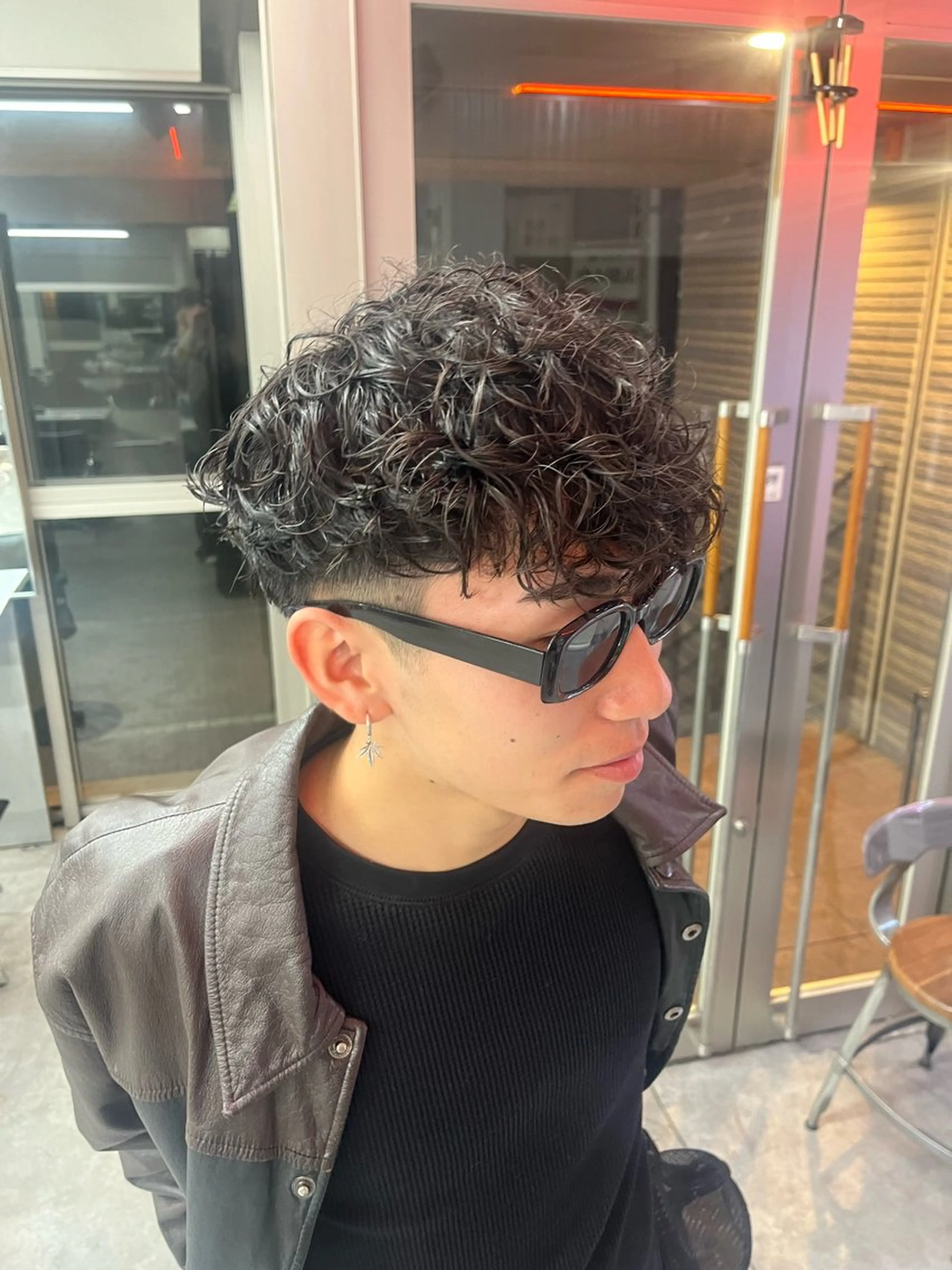 パーマ パーマ メンズハイトーン 北斗💍レイヤーのヘアスタイル