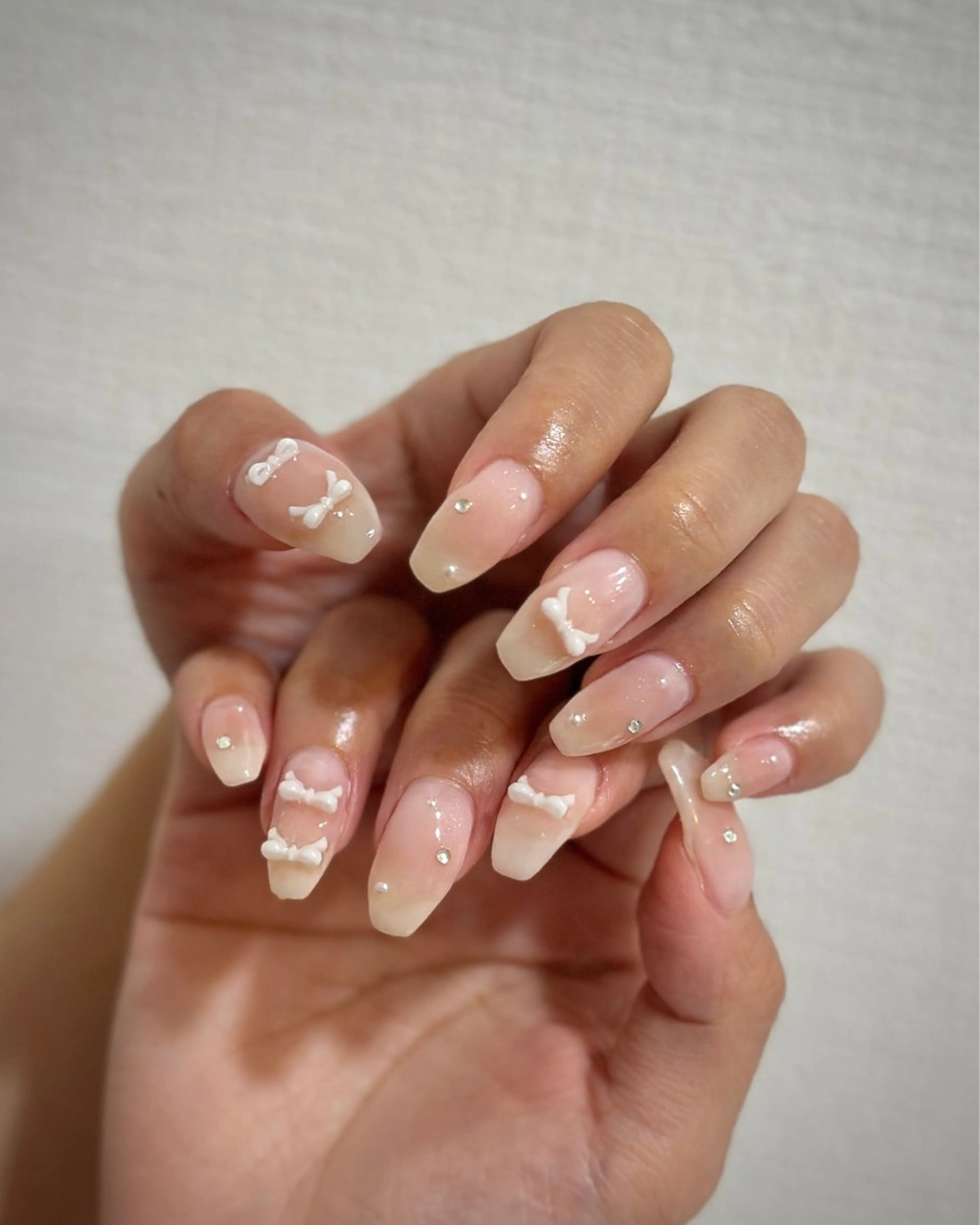 ネイル チークネイル リボン ハンドネイル private. nailsalonのネイルデザイン