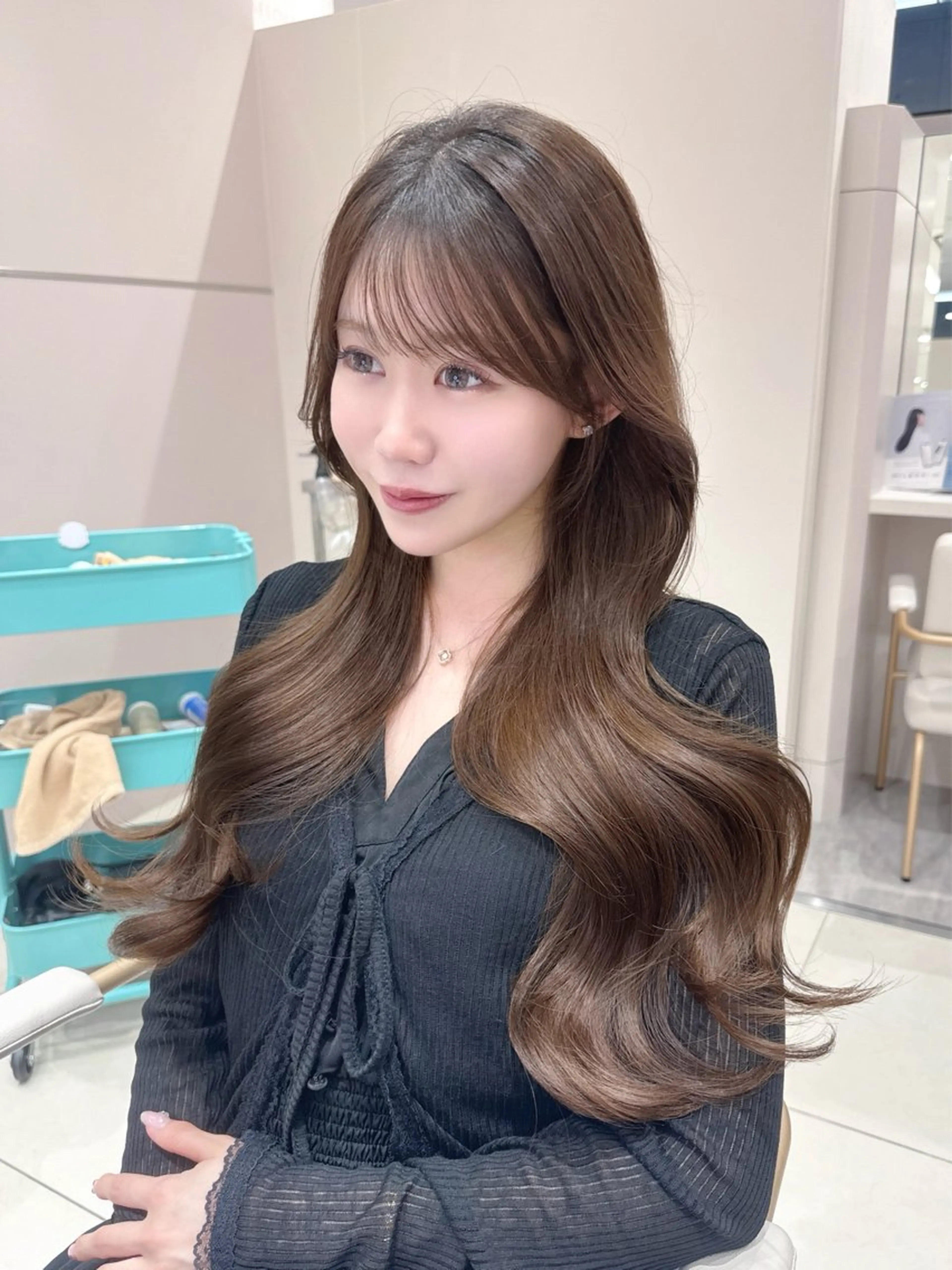 ミディアム カラー カット ヘアカラー トリートメント ヘッドスパ ヘアセット 韓国ヘア/レイヤー/ 顔まわり/りょーとのヘアスタイル