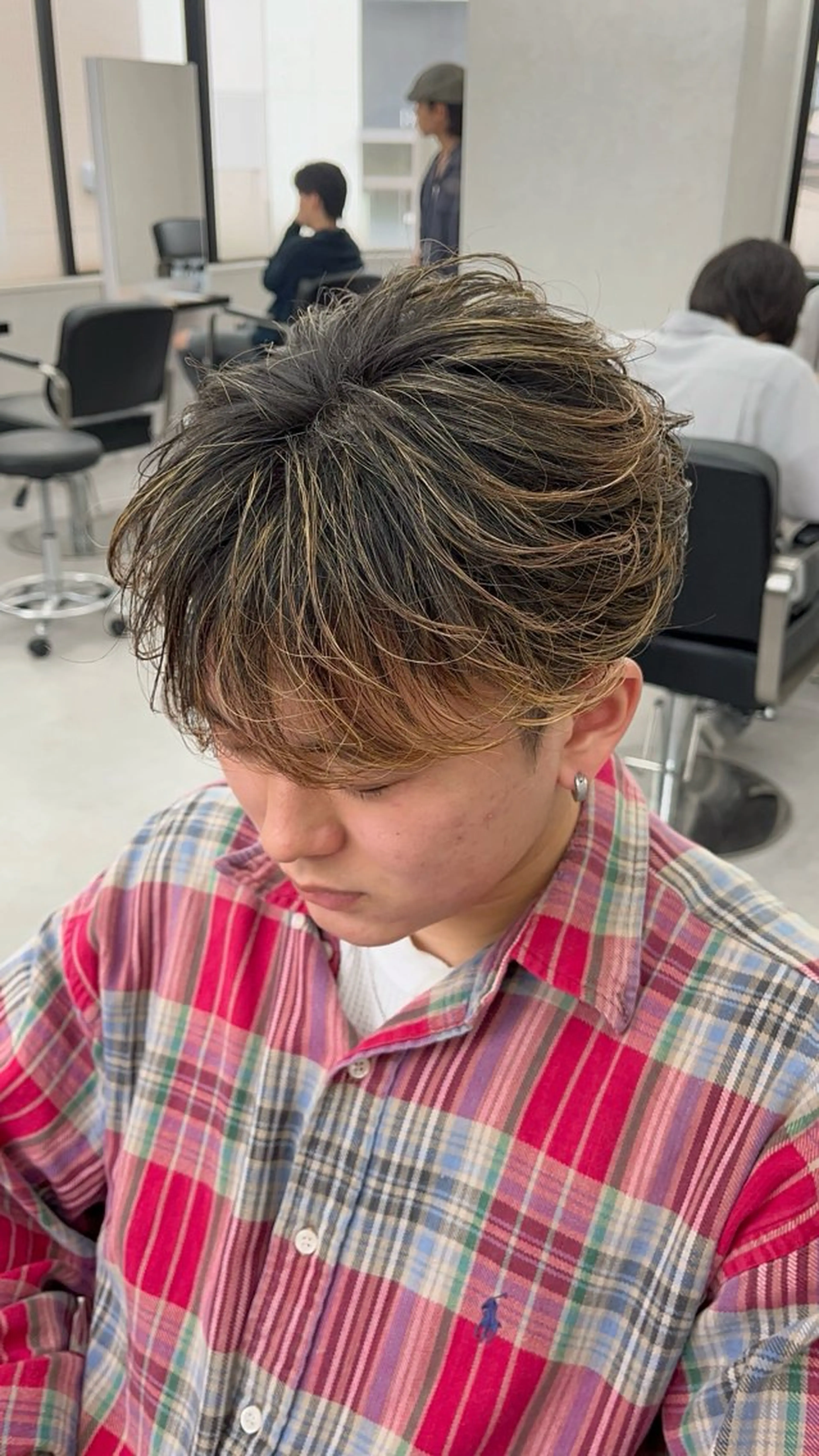 ショート パーマ ヘアアレンジ メンズ フェザーパーマ メンズパーマ 齊藤 大地のヘアスタイル