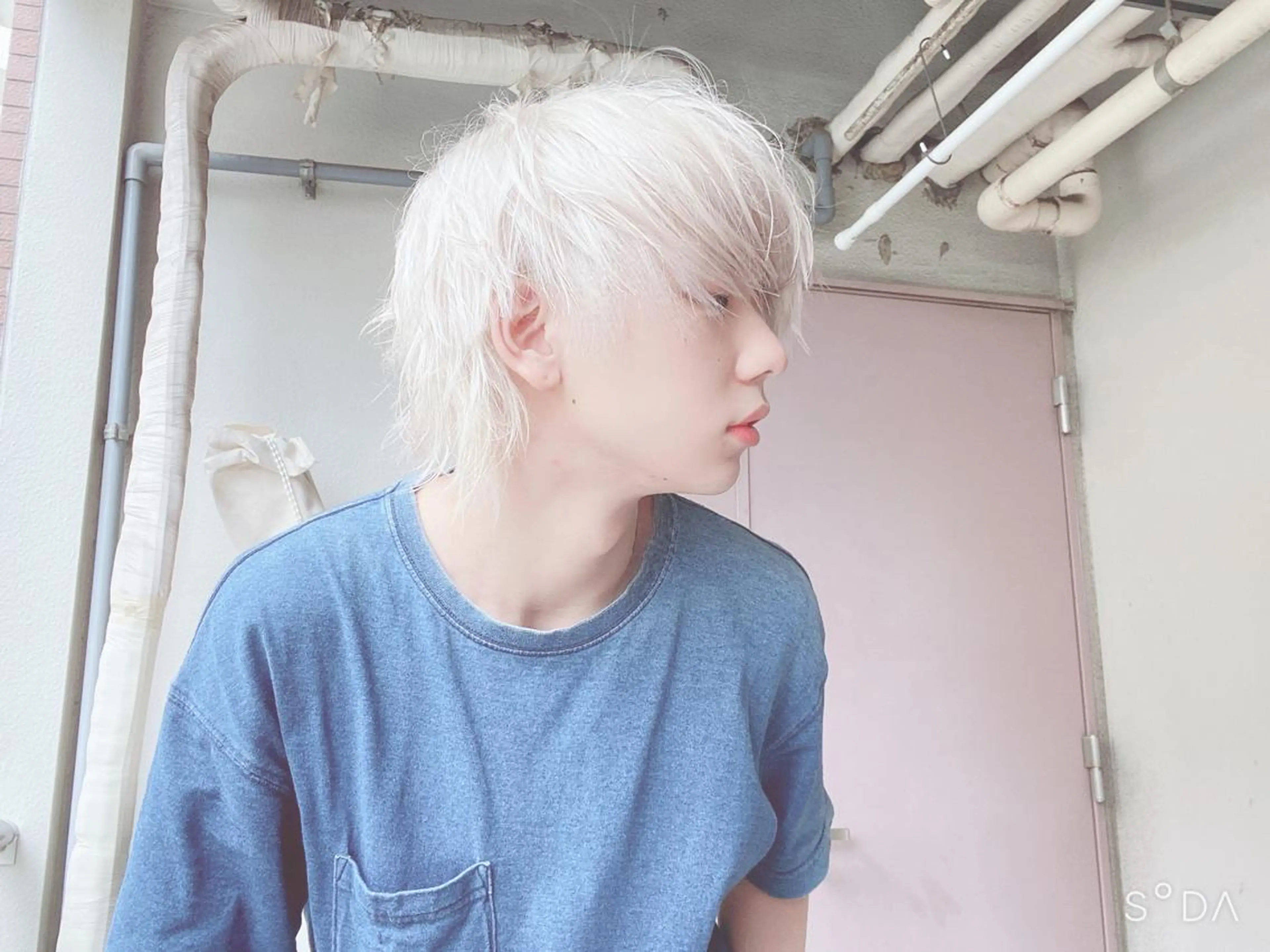 セミロング カラー パーマ ヘアアレンジ メンズ メンズブリーチ メンズハイトーン ブリーチ ケアブリーチ ハイトーンカラー ⚠️激安ブリーチで 後悔してる方へ⚠️のヘアスタイル