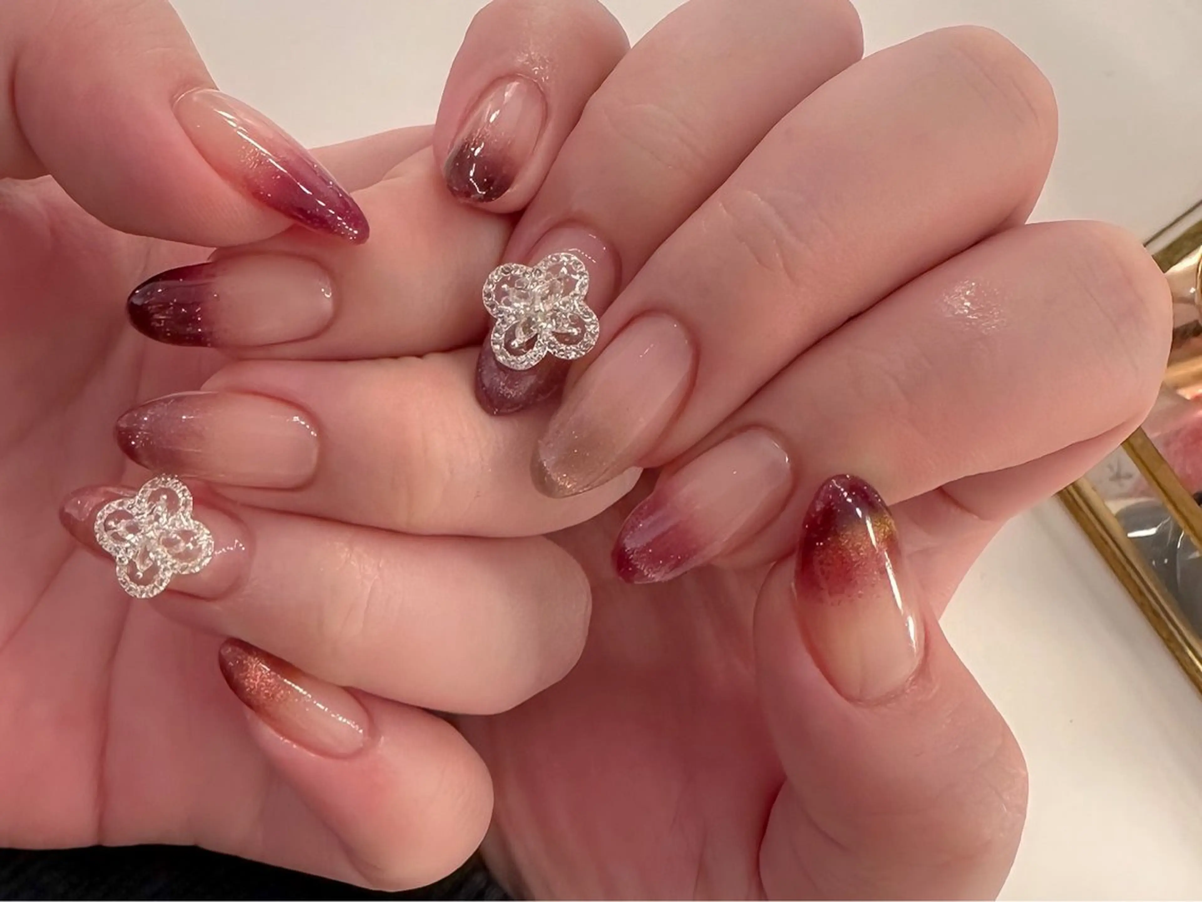 ネイル アートネイル mew mew NAIL & EYEのマツエク・マツパデザイン