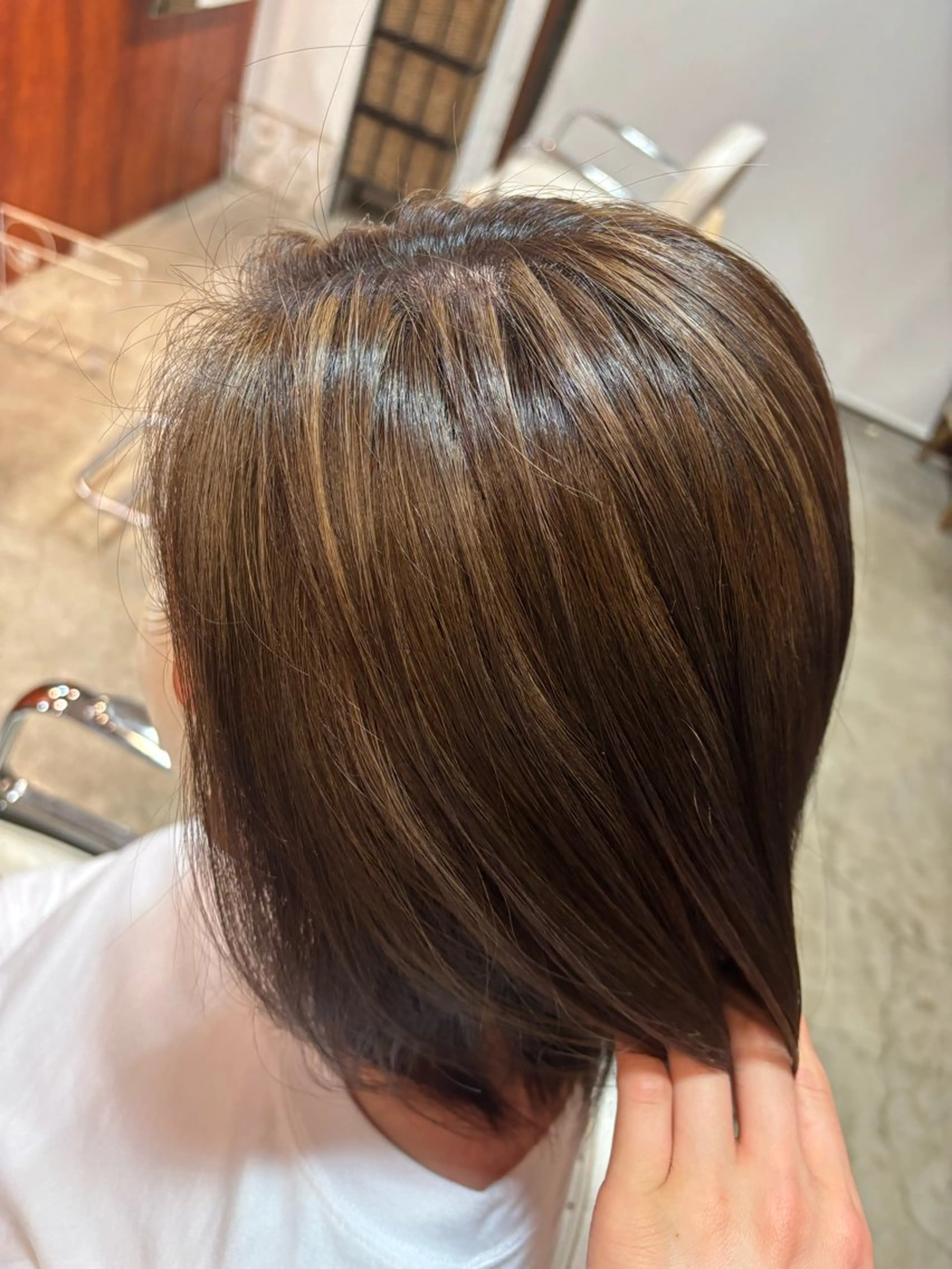 ミディアム ハイライト イナイ ハルカのヘアスタイル