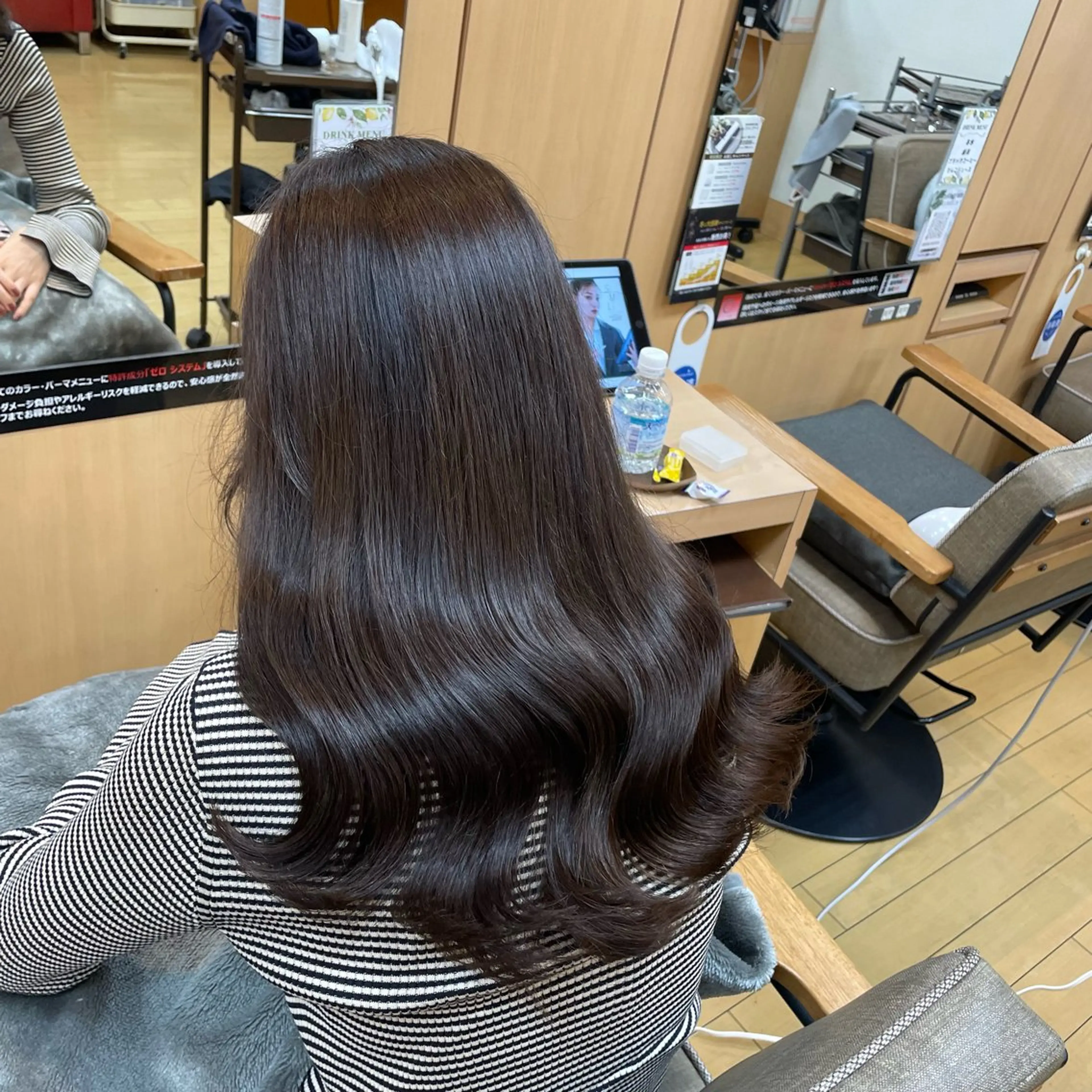 🩷カット+ナチュラルカラー+2stepトリートメント🩷の写真