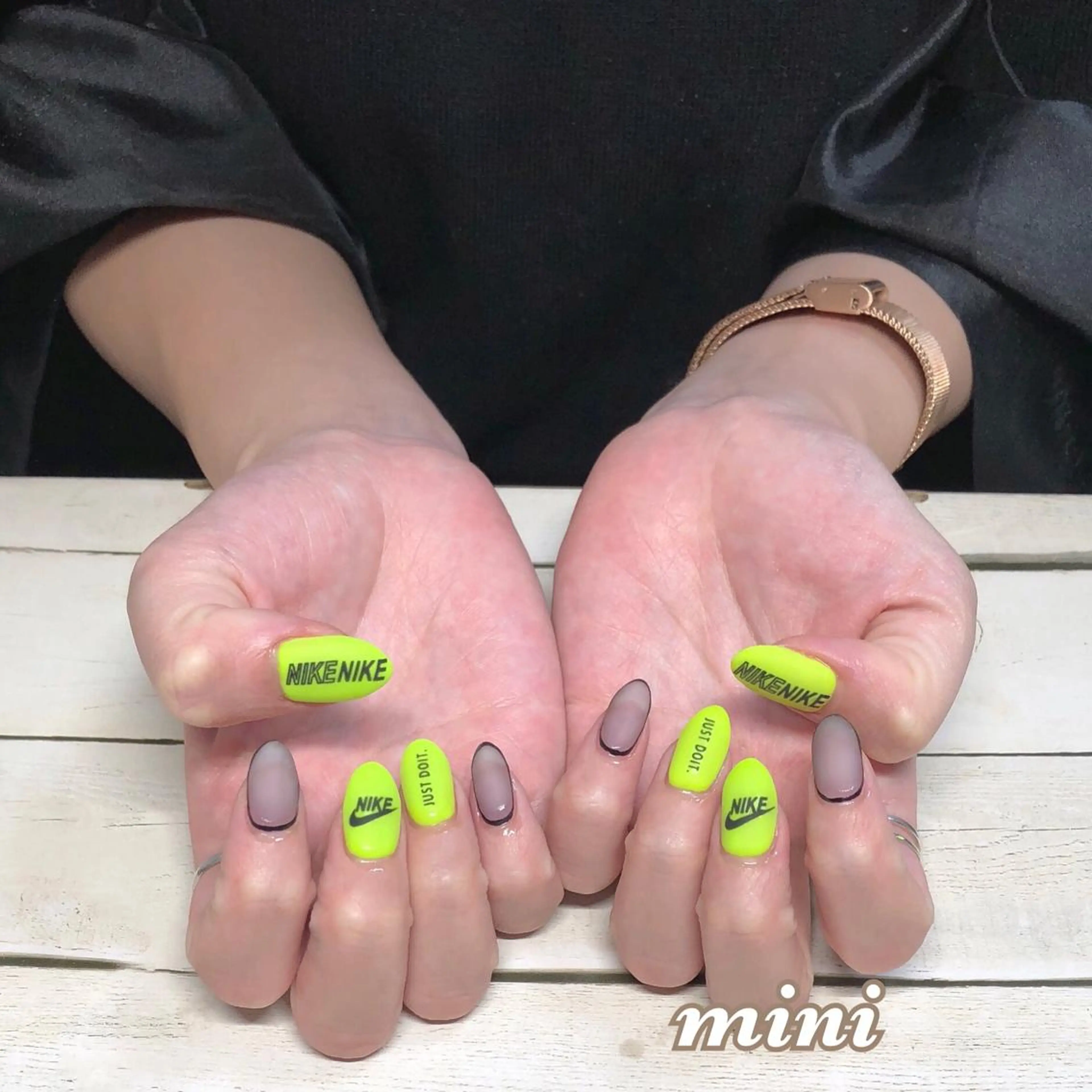 ネイル ハンドネイル いそやま あつこのネイルデザイン