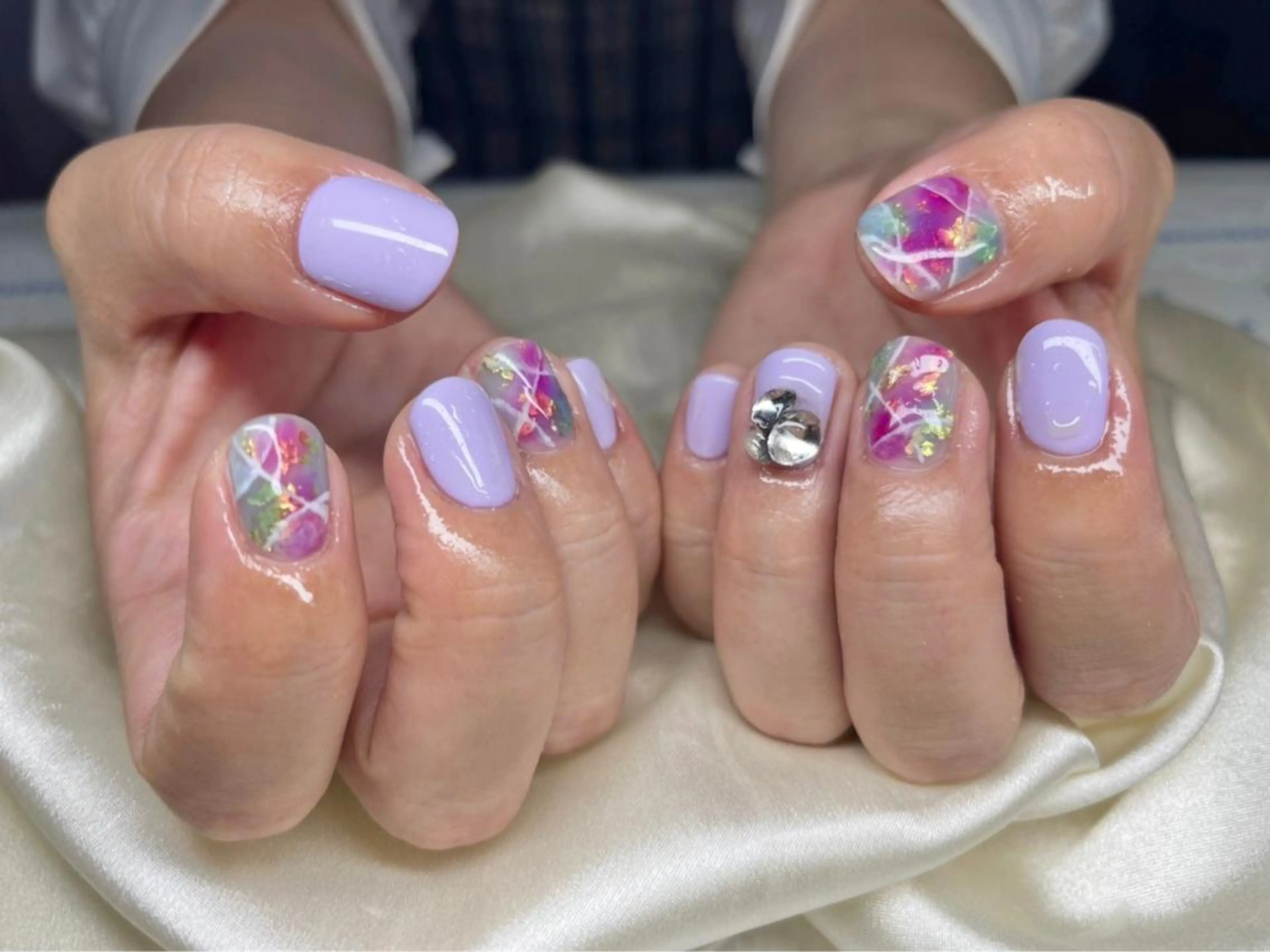 ネイル マツエク・マツパ アイブロウ 眉カラー 韓国風マツエク パリジェンヌラッシュリフト まつげパーマ 長さ出し ハンドネイル Nail&eye Belire 新宿のネイルデザイン