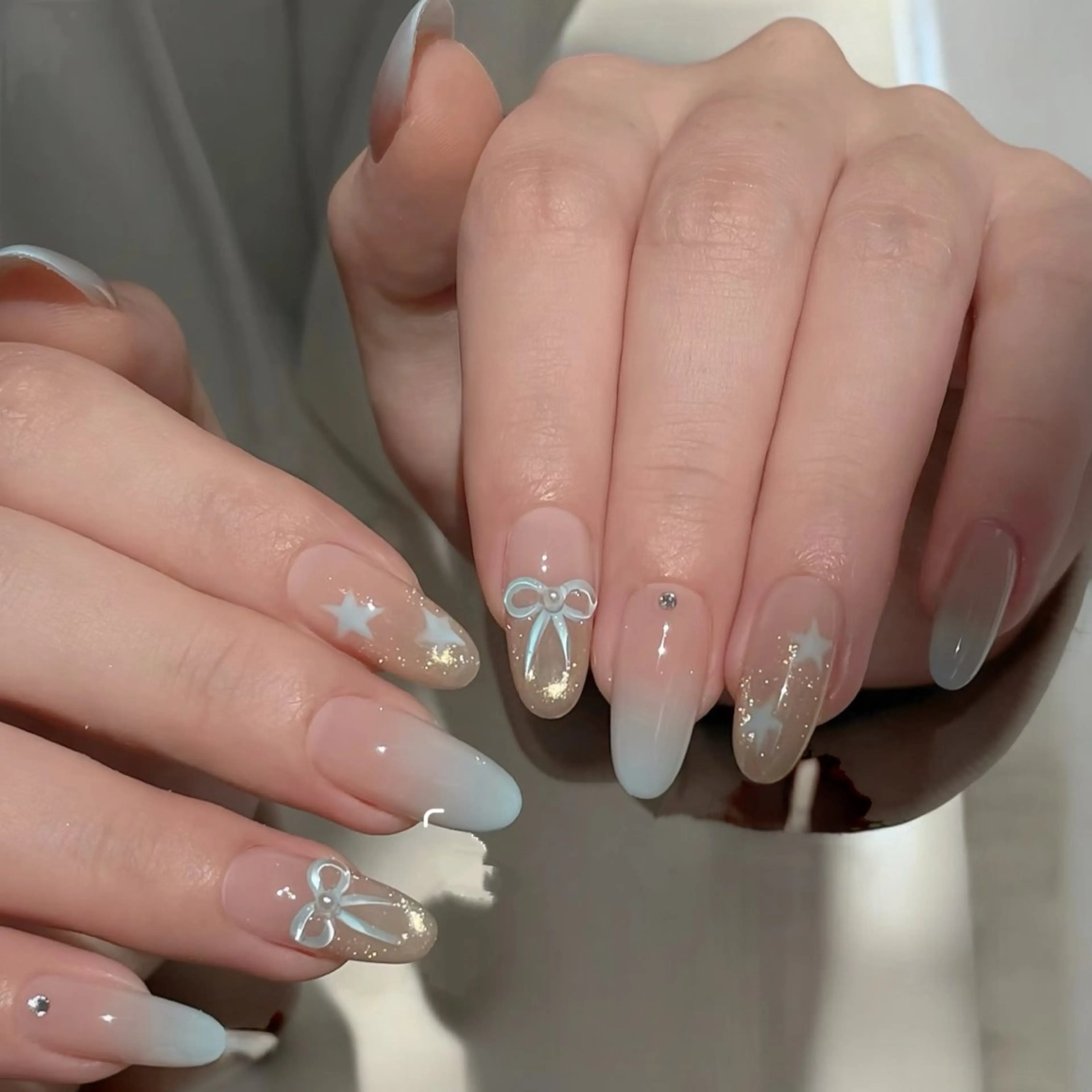 ネイル オーロラネイル 長さ出し フットネイル フレンチネイル ジェルネイル min nails中目黒のネイルデザイン