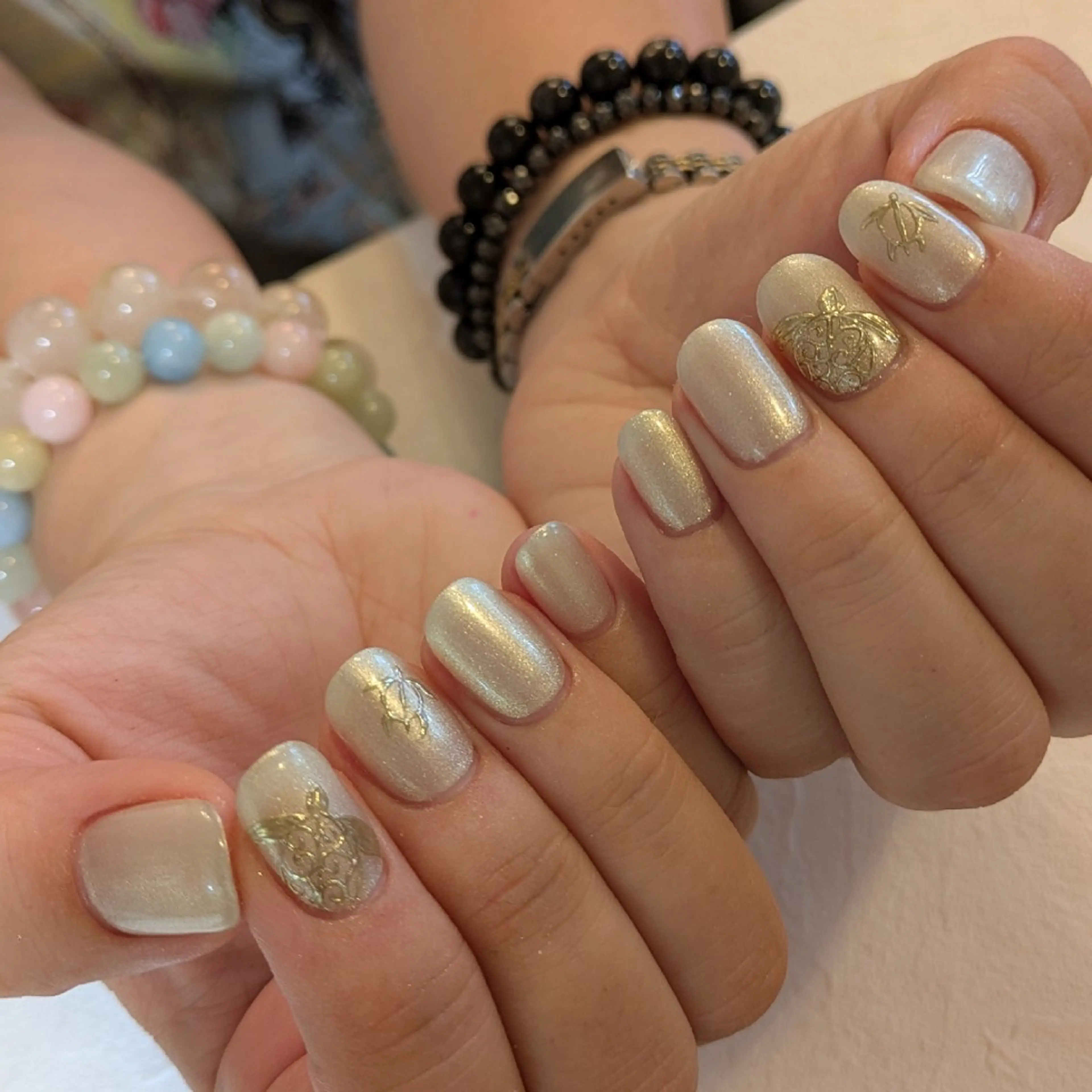 ネイル ジェヌインネイル 河内のネイルデザイン