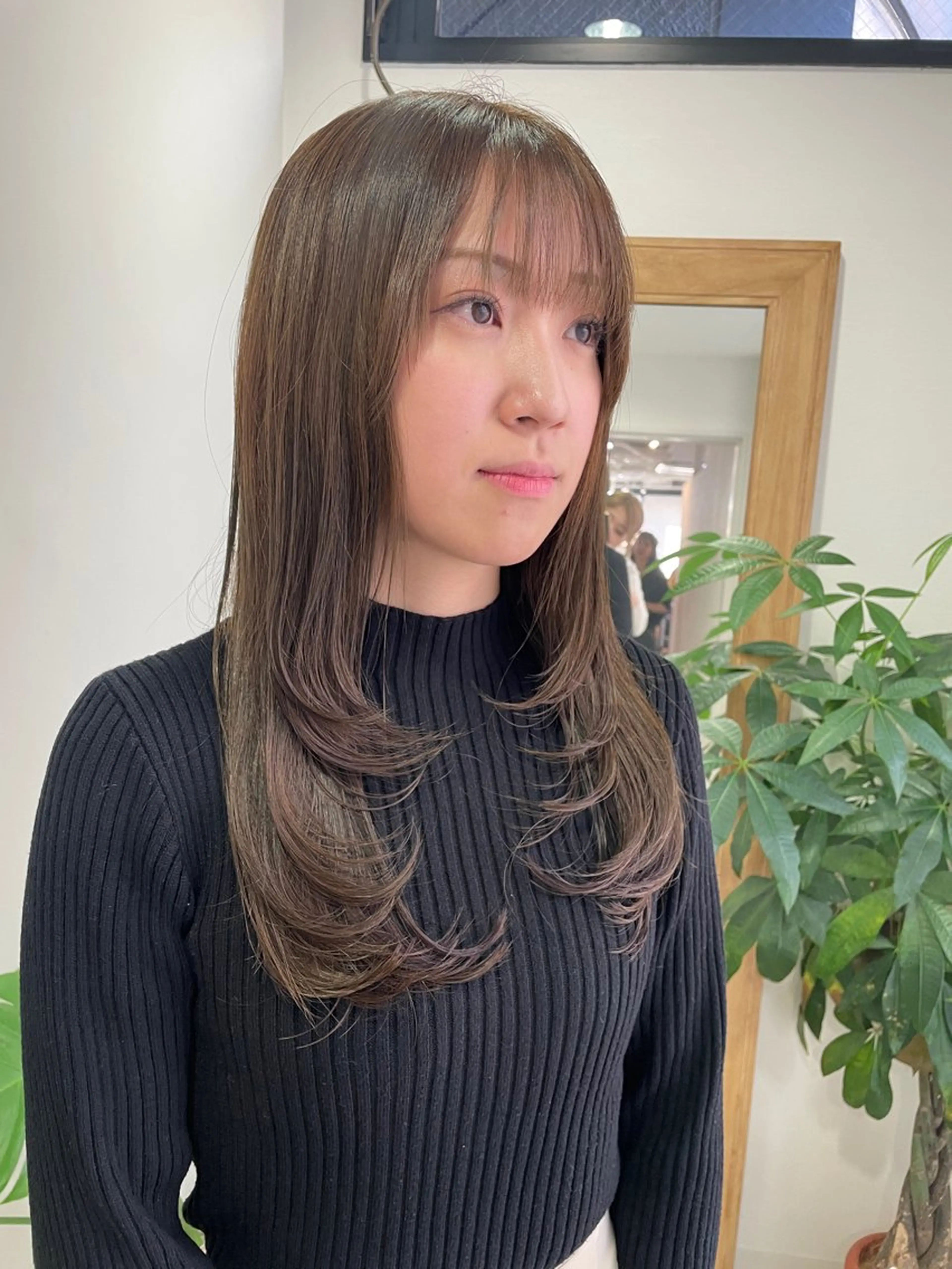 ロング 韓国風ヘア レイヤーカット カット ヘアカラー トリートメント コトネ🫧 韓国風レイヤーカットのヘアスタイル