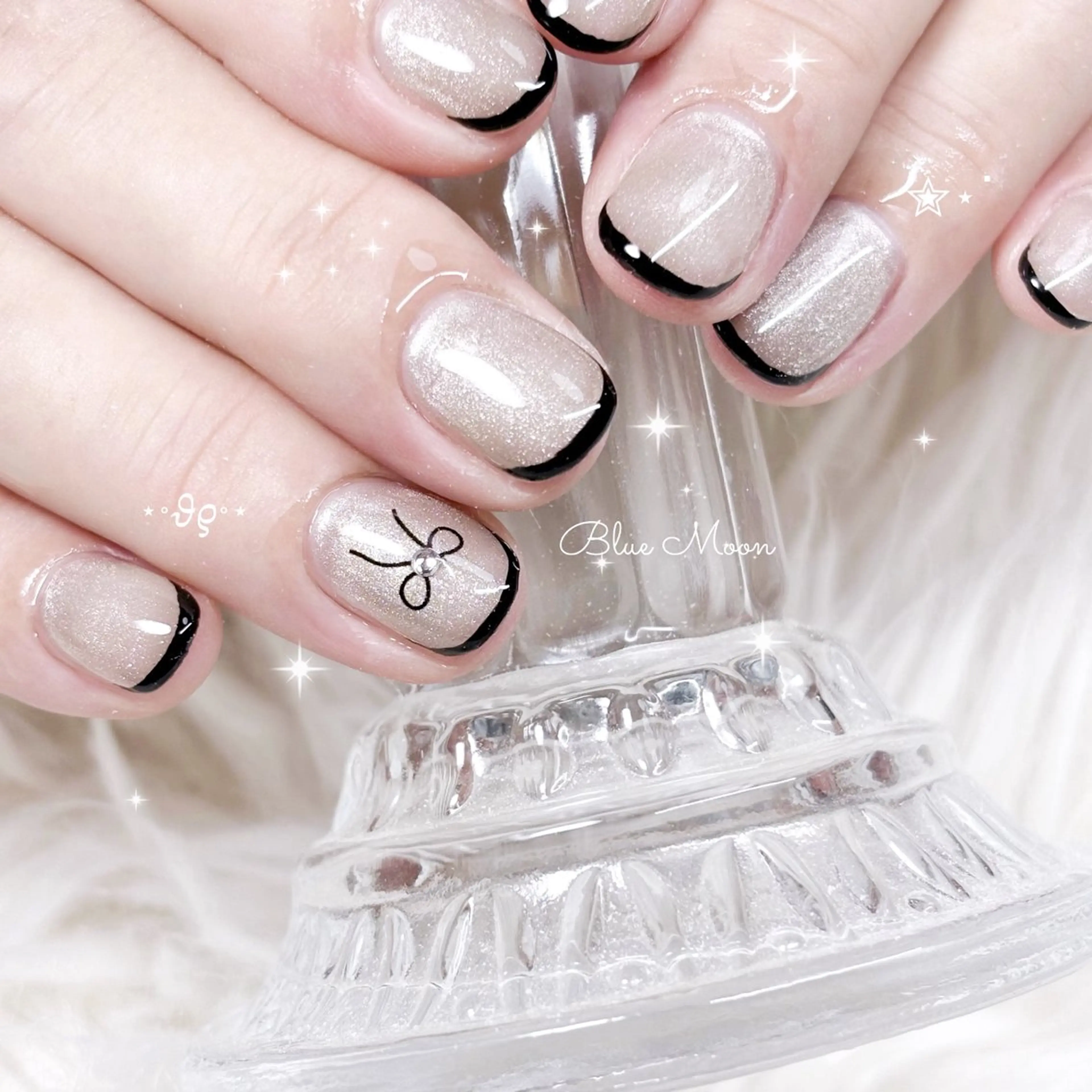 ネイル マグネットネイル リボン ハンドネイル ハンドケア nail salon Blue Moonのネイルデザイン