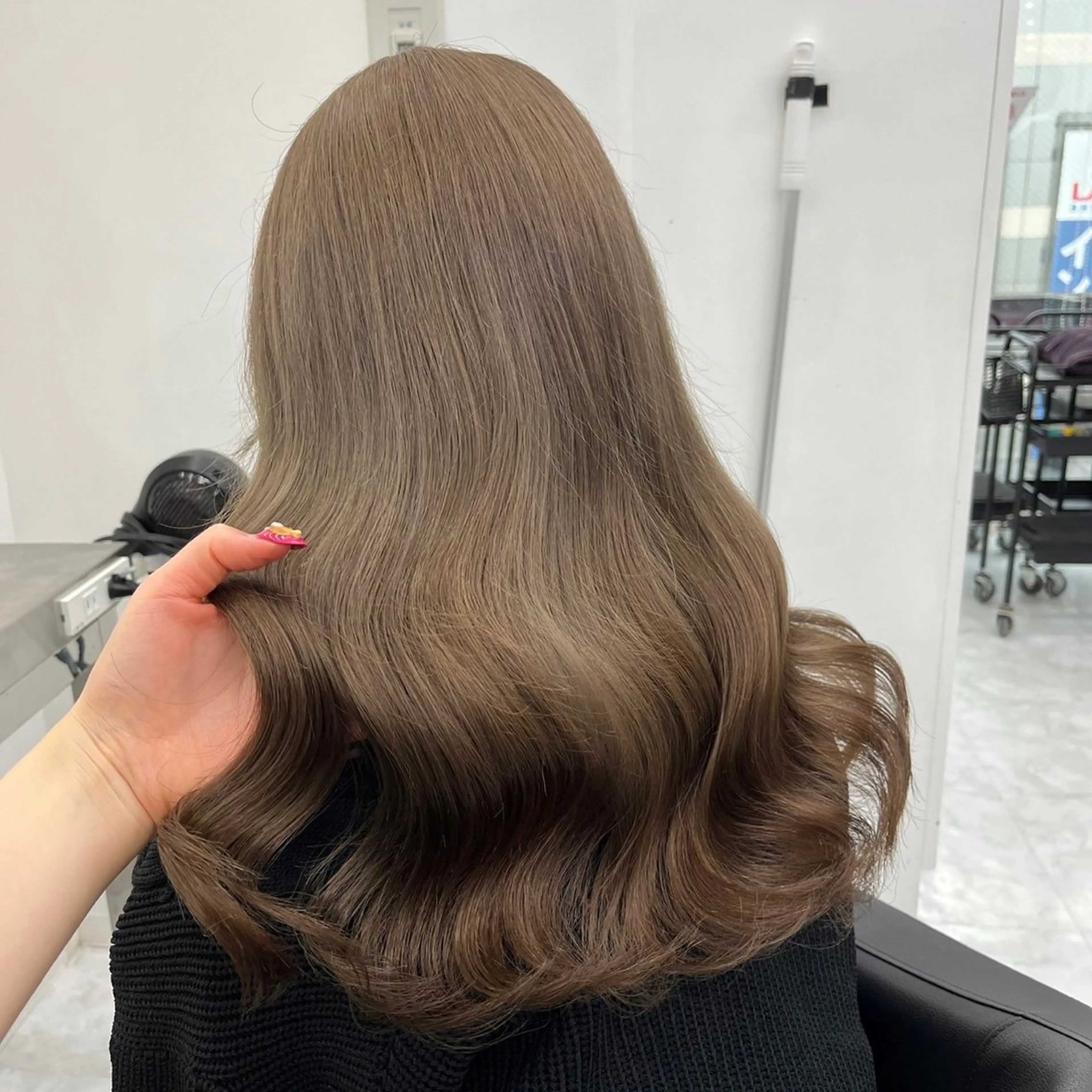 ロング 🤍やわらか抜け感 hair🤍RINのヘアスタイル