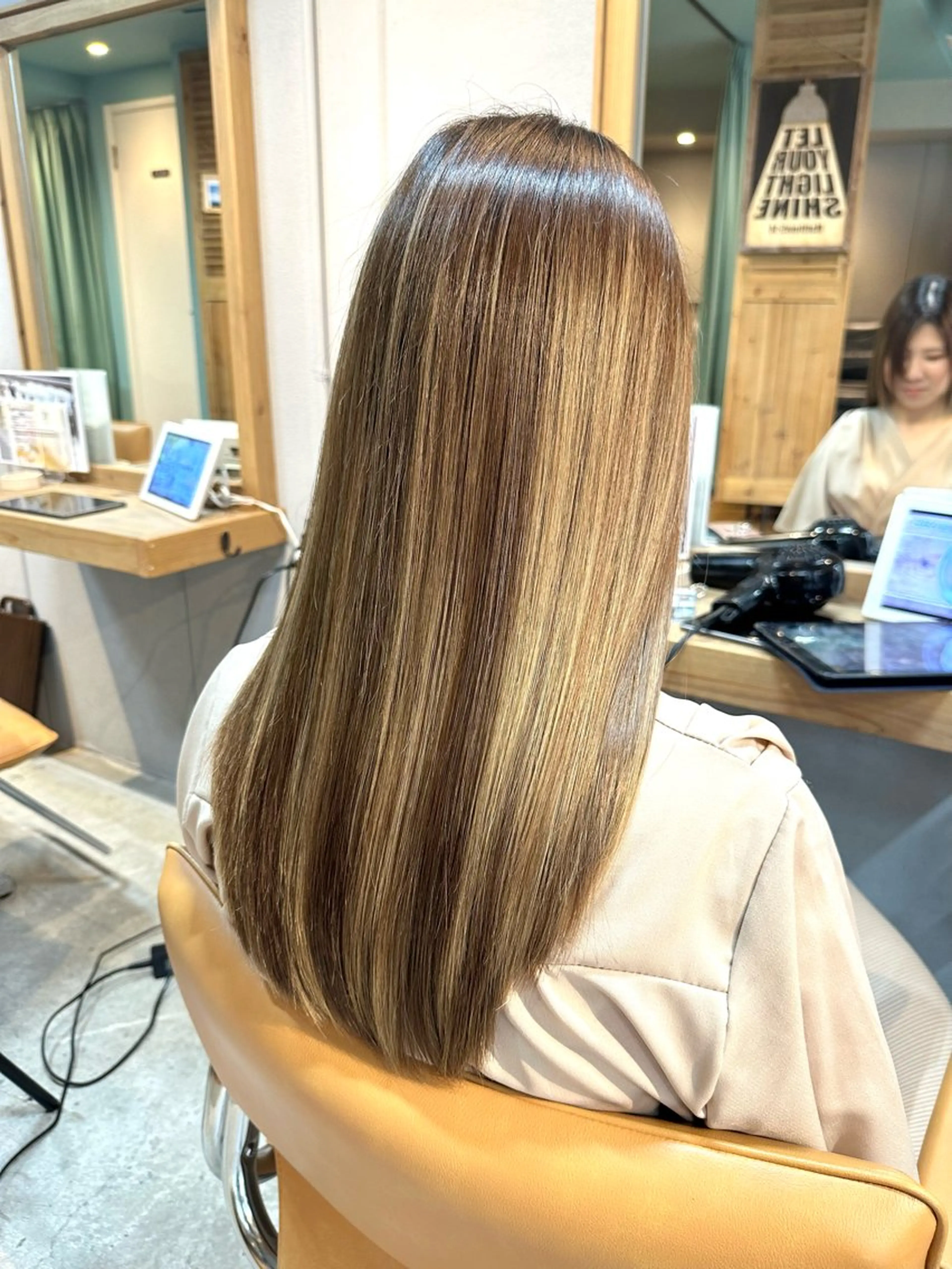 セミロング カラー egerie 恵比寿 /KANAのマツエク・マツパデザイン