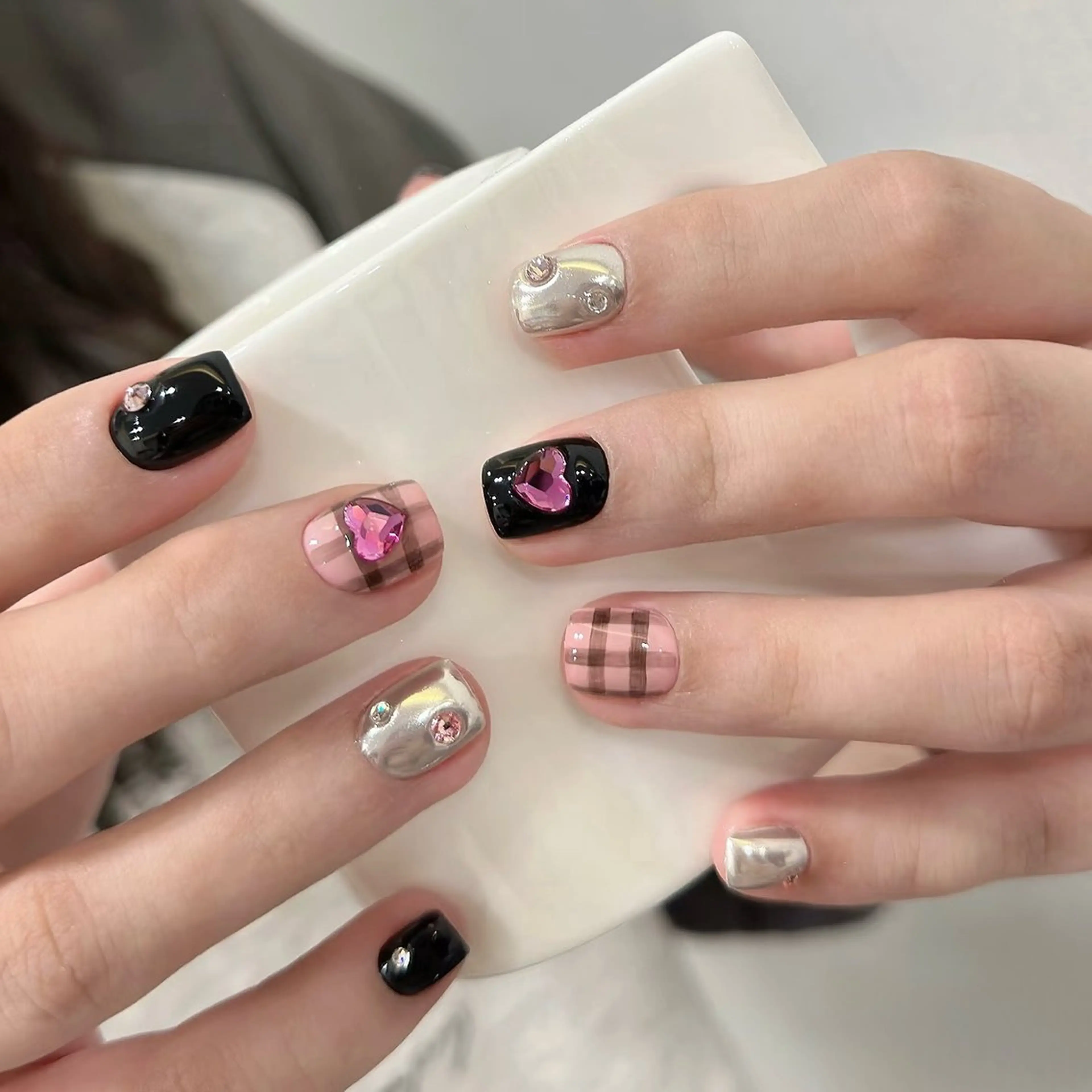 ネイル ハンドネイル Iris  Nail所属・akige akigeのネイルデザイン
