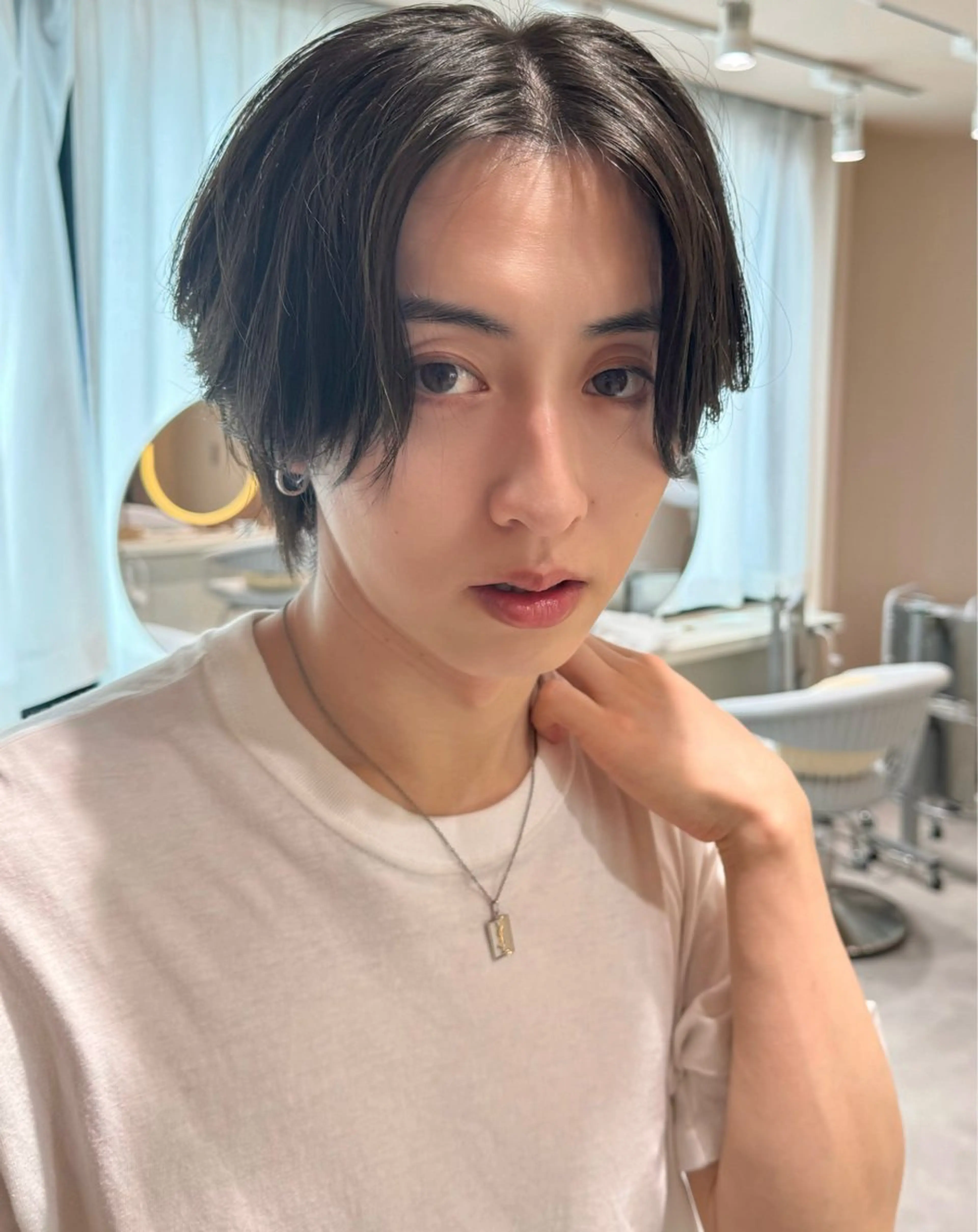 メンズ 曲がる縮毛矯正 センターパート/翼のヘアスタイル