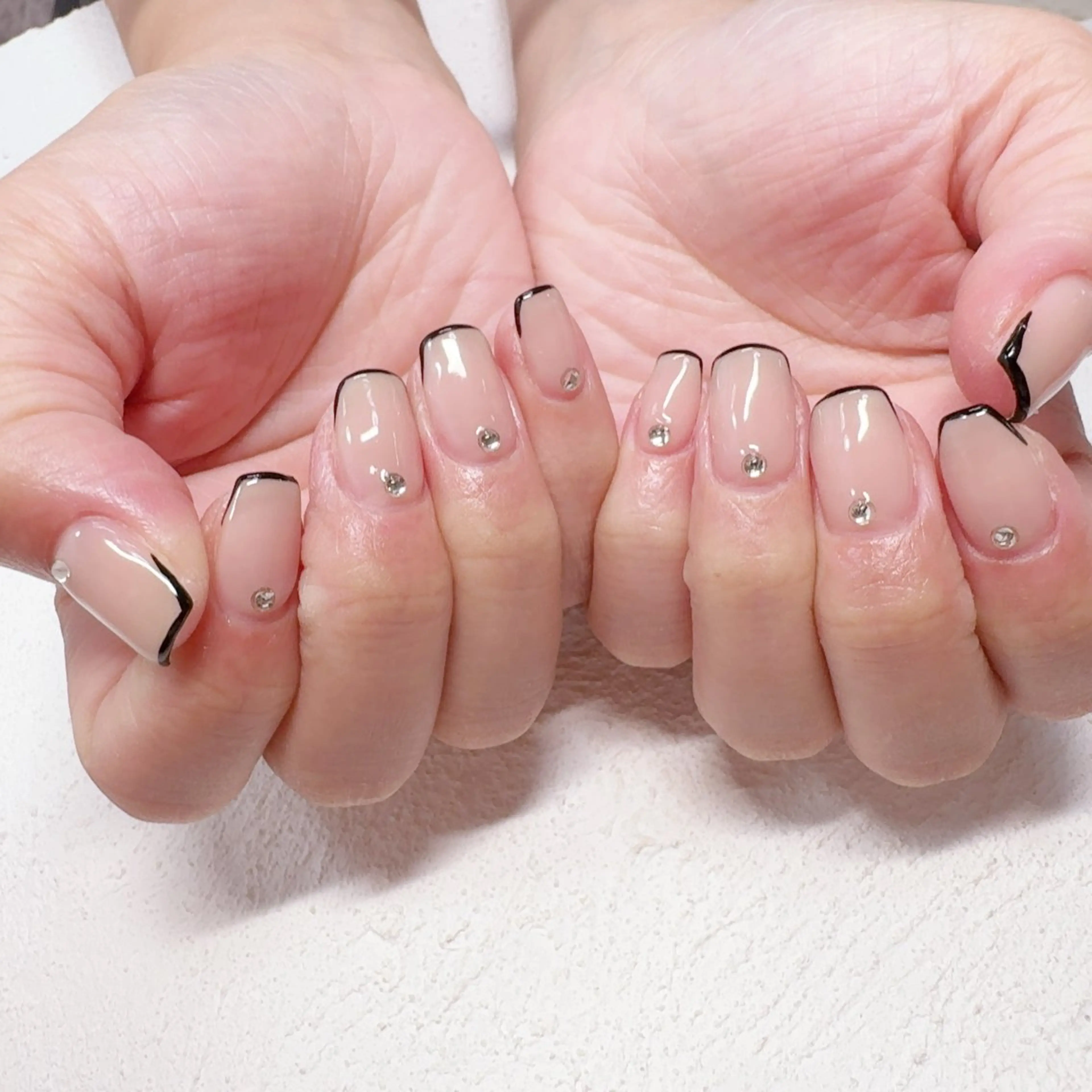 ネイル 持ち込み Regaro i.sのネイルデザイン