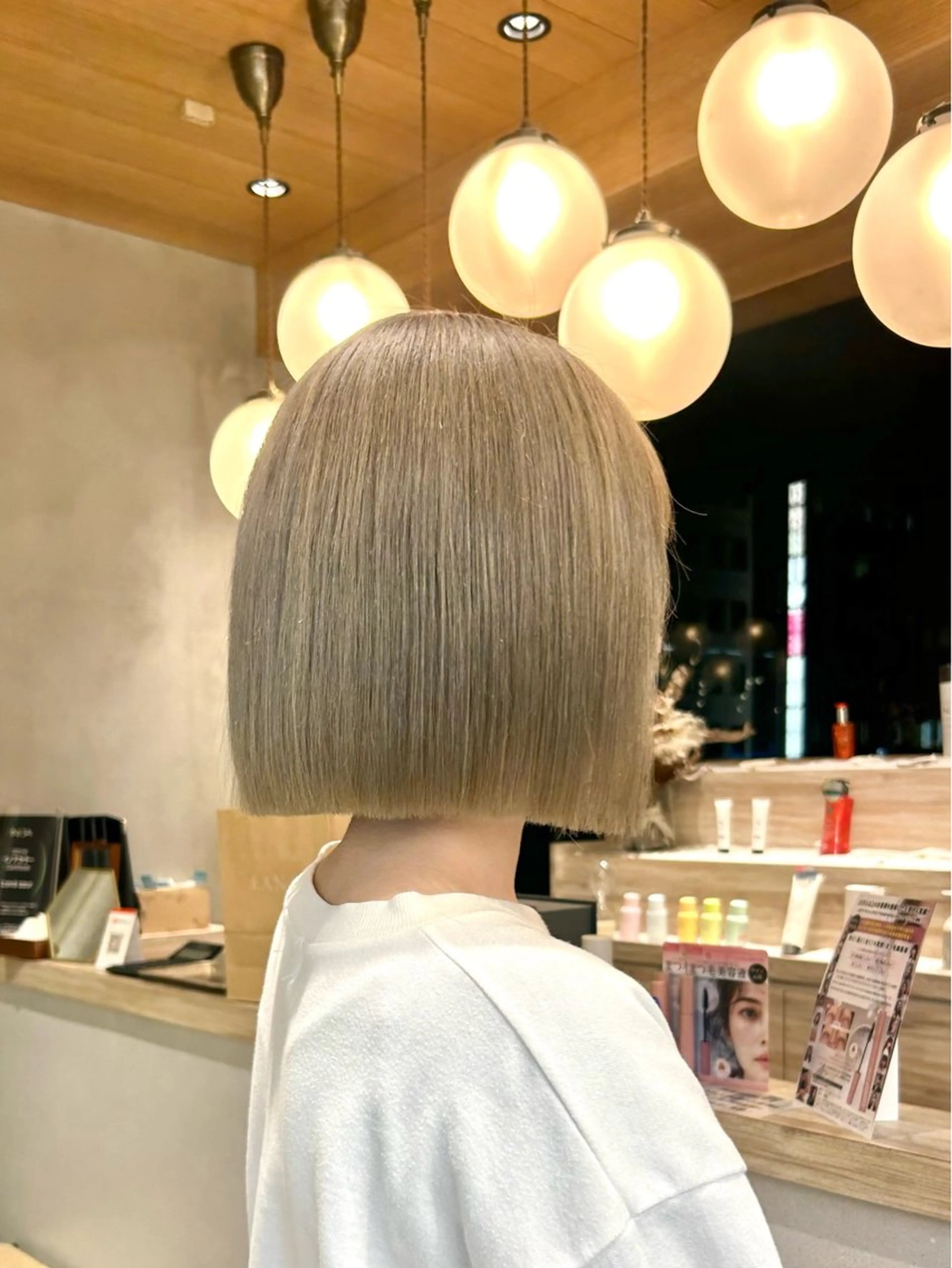 ショート カット ヘアカラー トリートメント 🩵縮毛矯正/ブリー チ/髪質改善/いつかのヘアスタイル