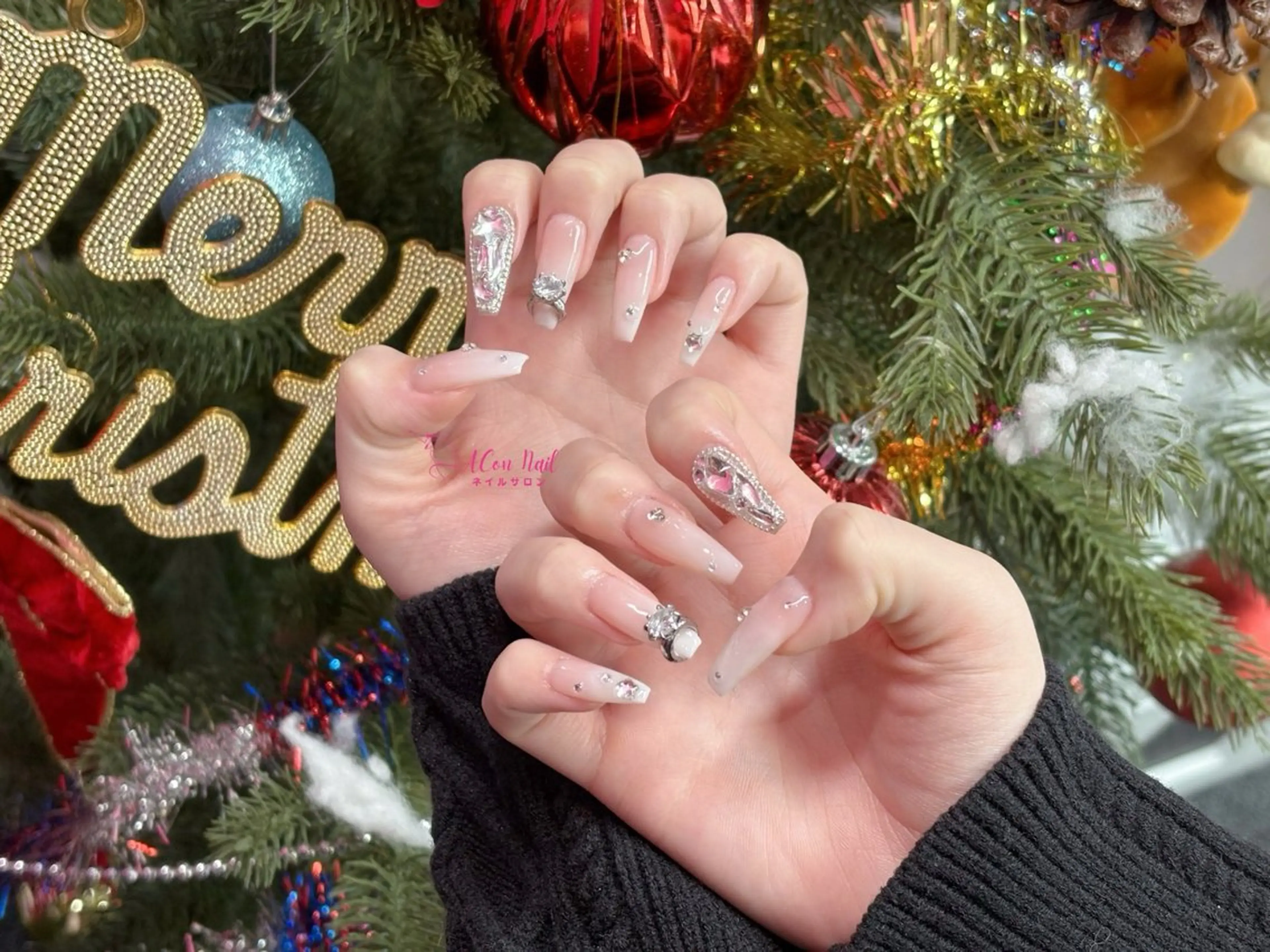 ネイル 桜ネイル 長さ出し フラワーネイル フレンチネイル ジェルネイル ハンドネイル ACon NailSalonのネイルデザイン