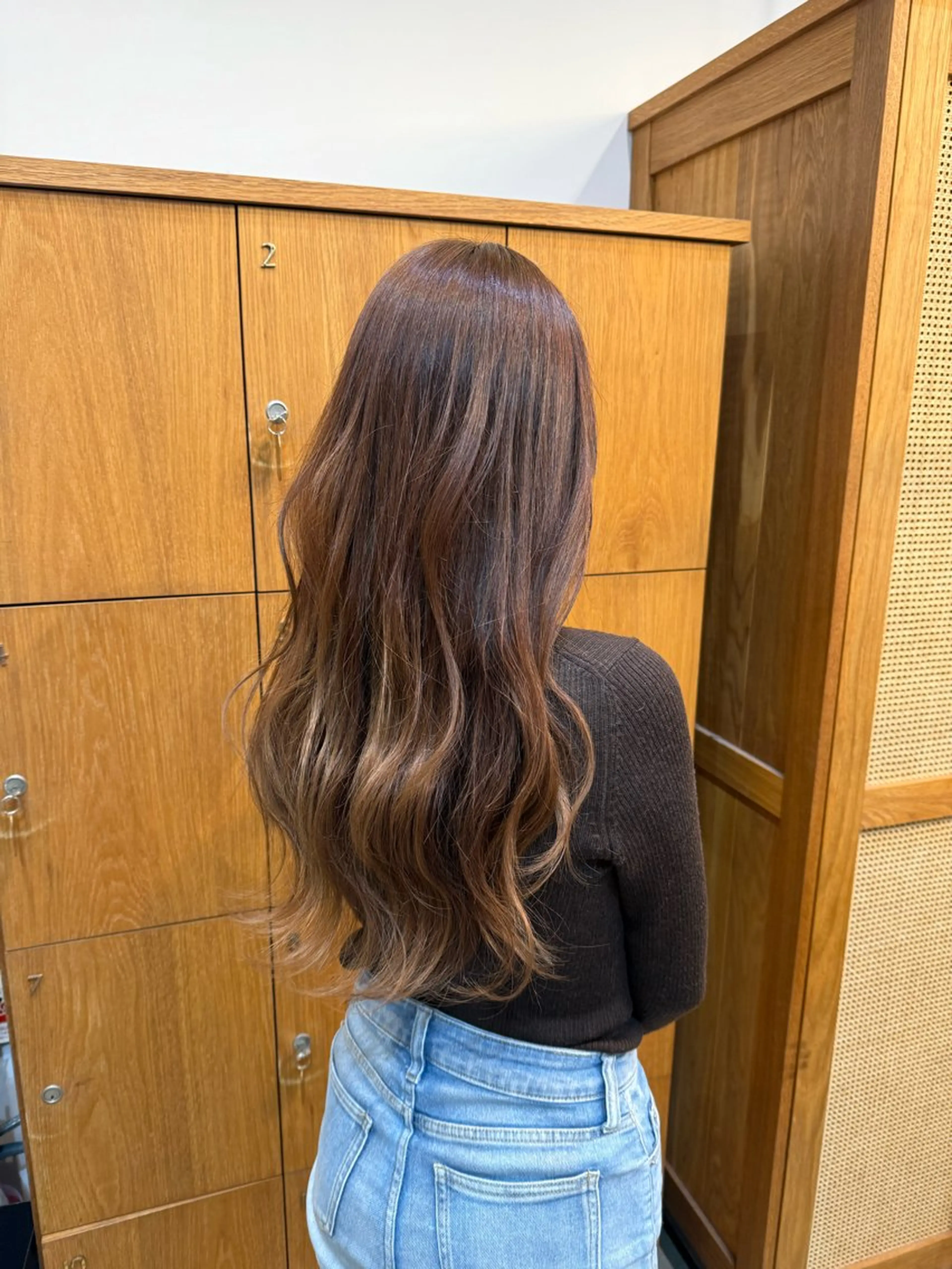ロング 明津 桜空のヘアスタイル