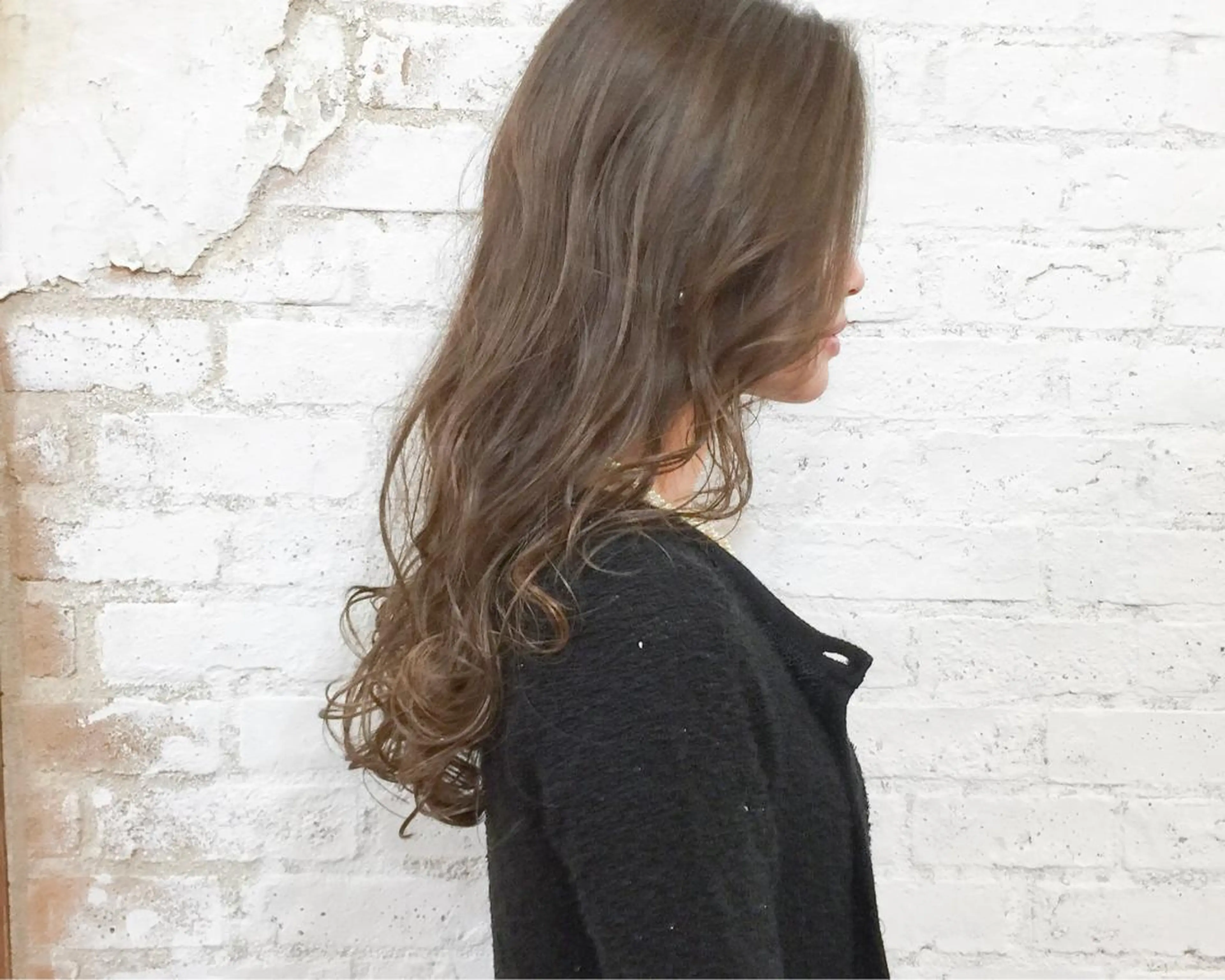 ロング カラー ハイライトカラー イルミナカラー ハイライト ロング 大橋 タツヤのヘアスタイル