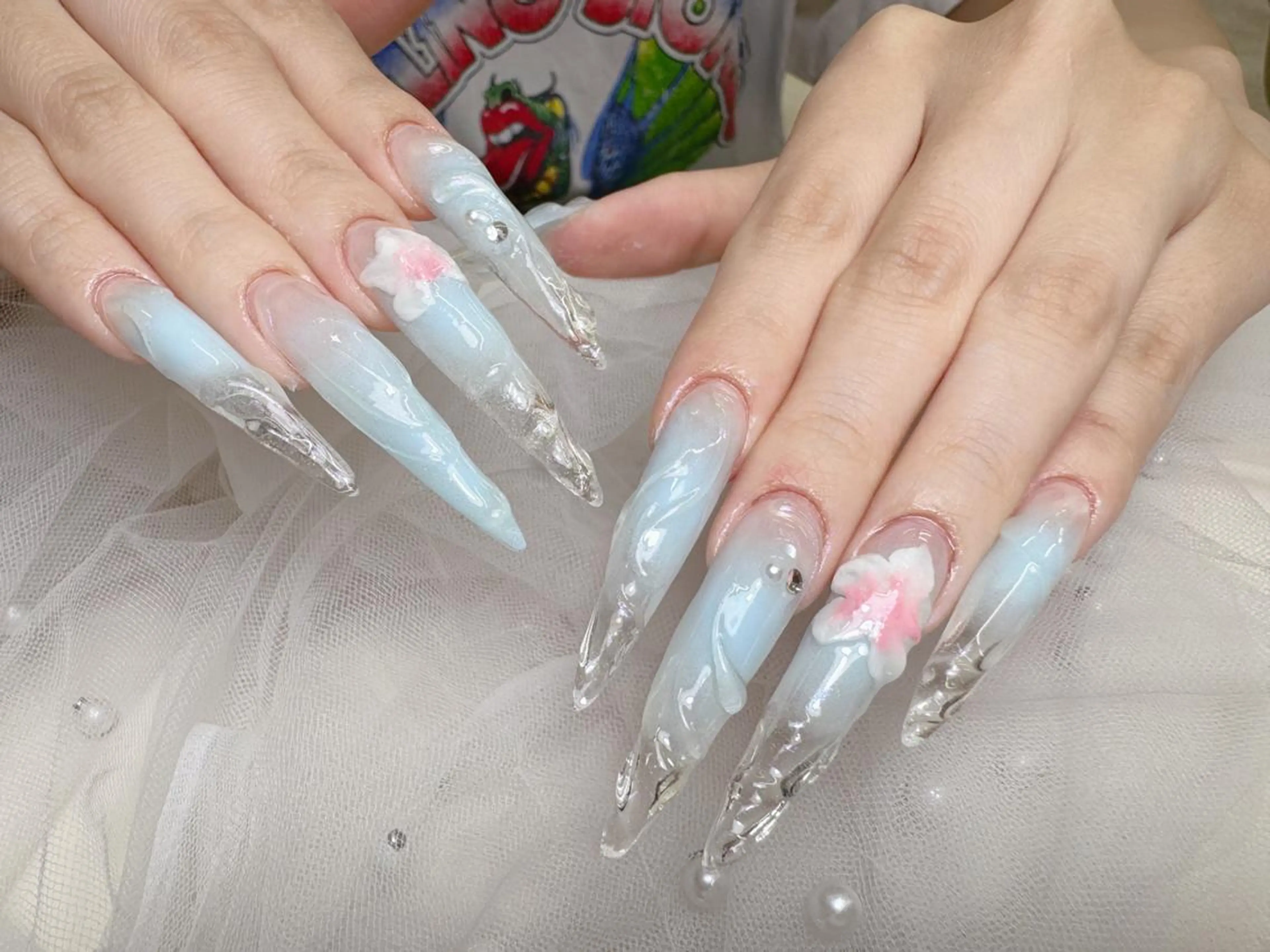 ネイル 💕リリ 🩷のネイルデザイン