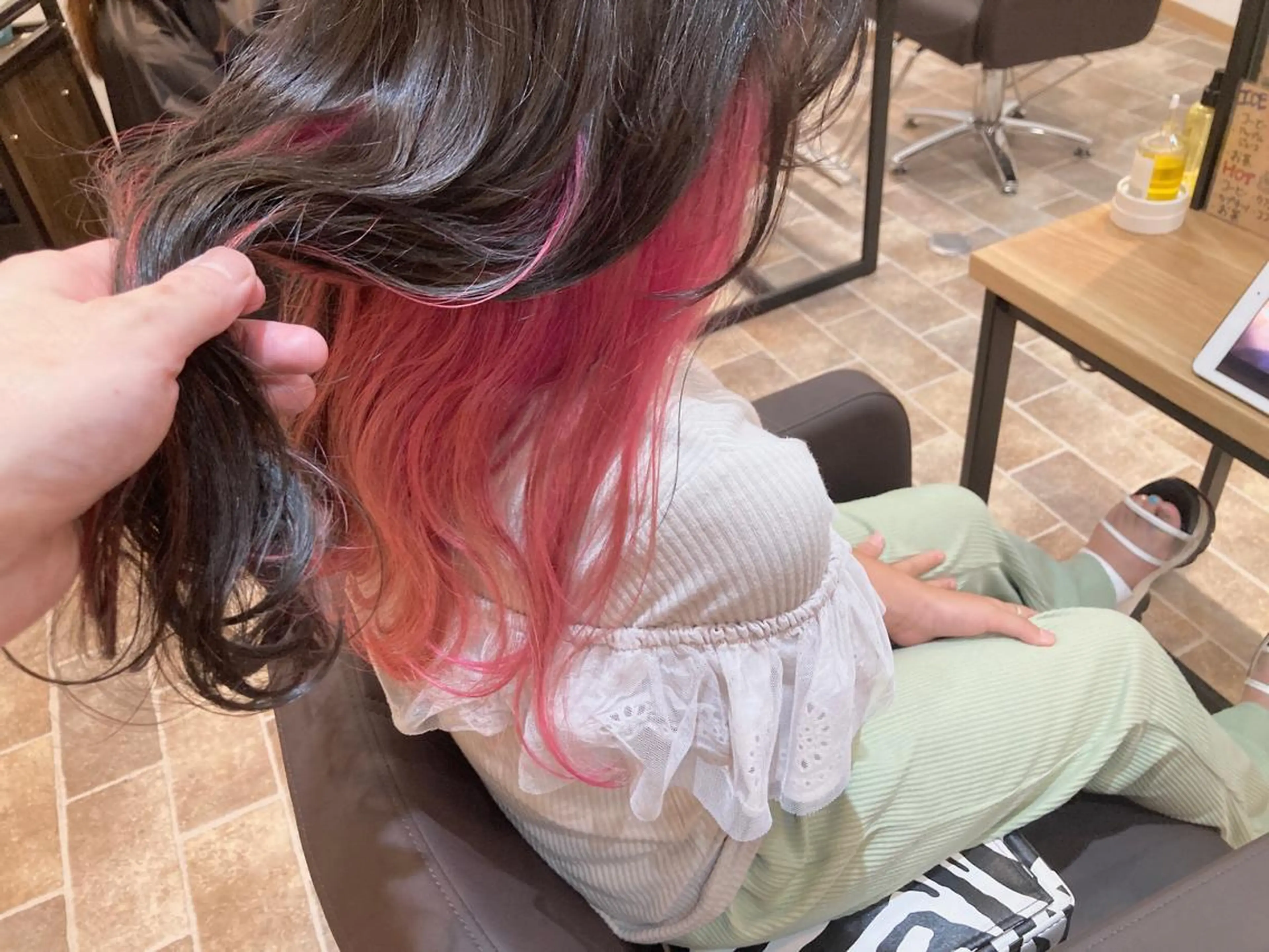 ミディアム カラー ヘアカラー&縮毛矯正 STAR☆RIVERのヘアスタイル