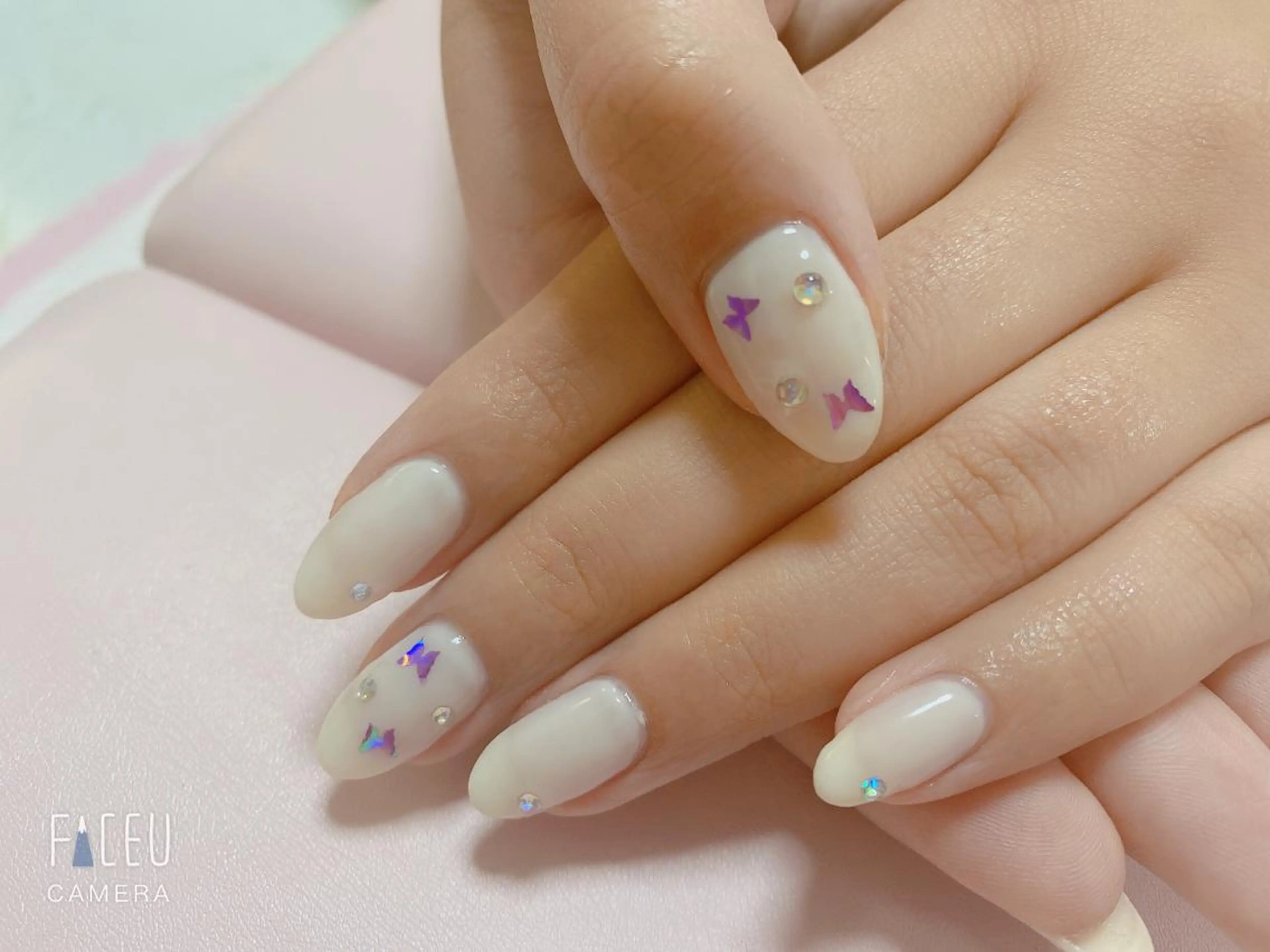 ネイル ネイルサロンエクラ 🫧Shizukaのネイルデザイン