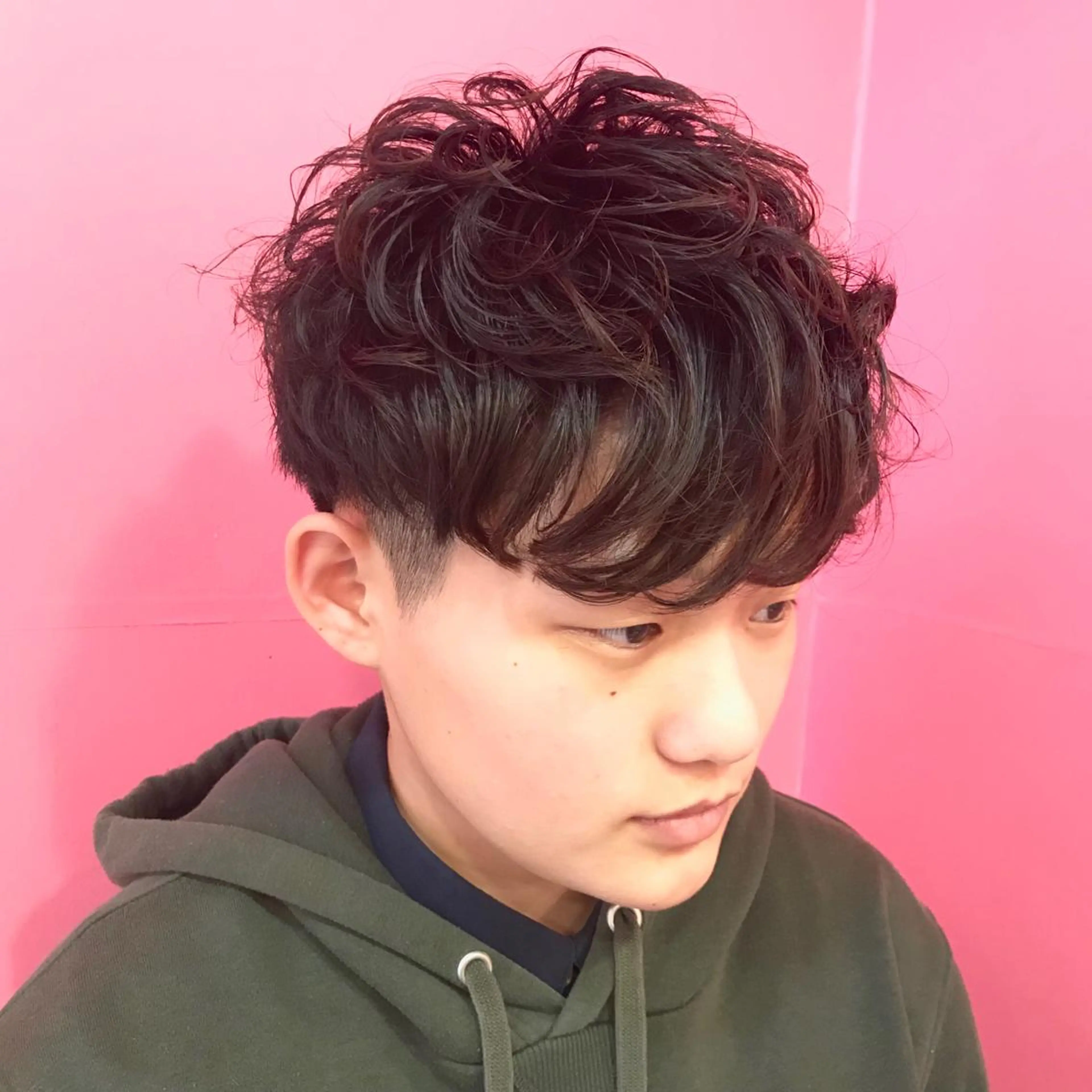ショート パーマ メンズ マッシュ メンズパーマ ショートヘア Vir by browのヘアスタイル