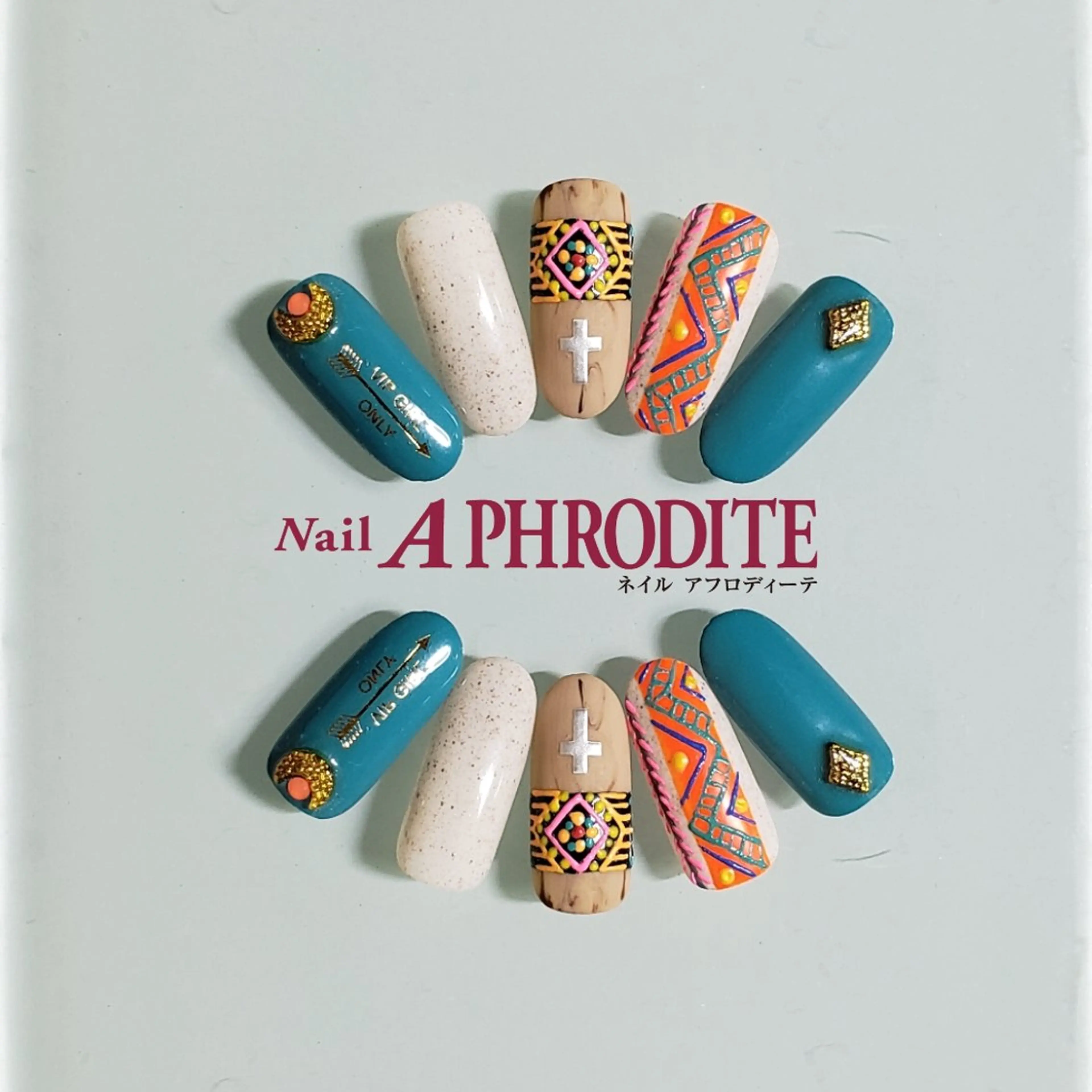 ネイル ジェルネイル ニュアンスネイル スカルプネイル ソフトジェル ネイルチップ ハンドネイル Nail Aphroditeのネイルデザイン