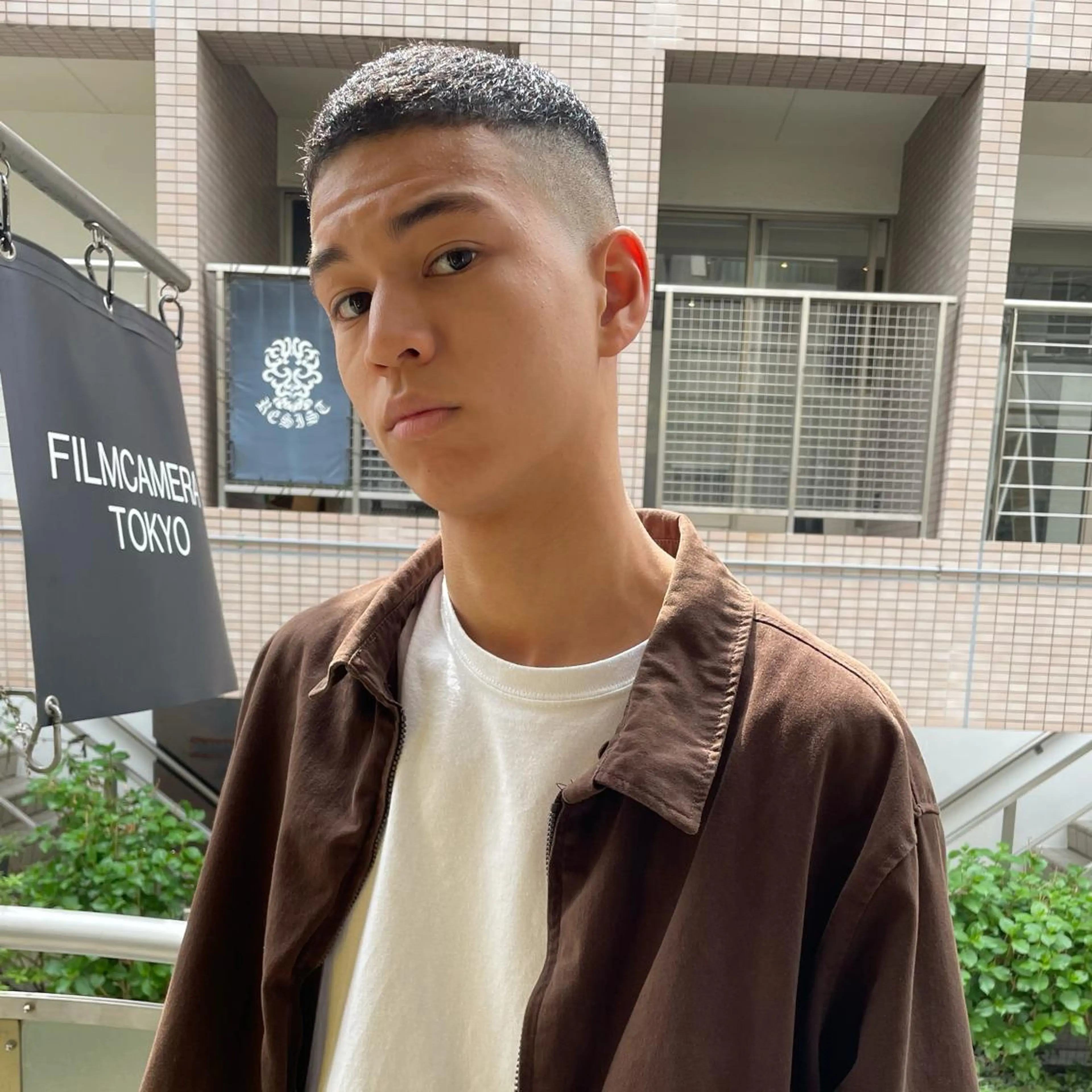 メンズ メンズブリーチ フェードカット メンズハイライト メンズハイトーン メンズインナーカラー カット 🌈圧倒的デザイン パーマ　関和希のヘアスタイル