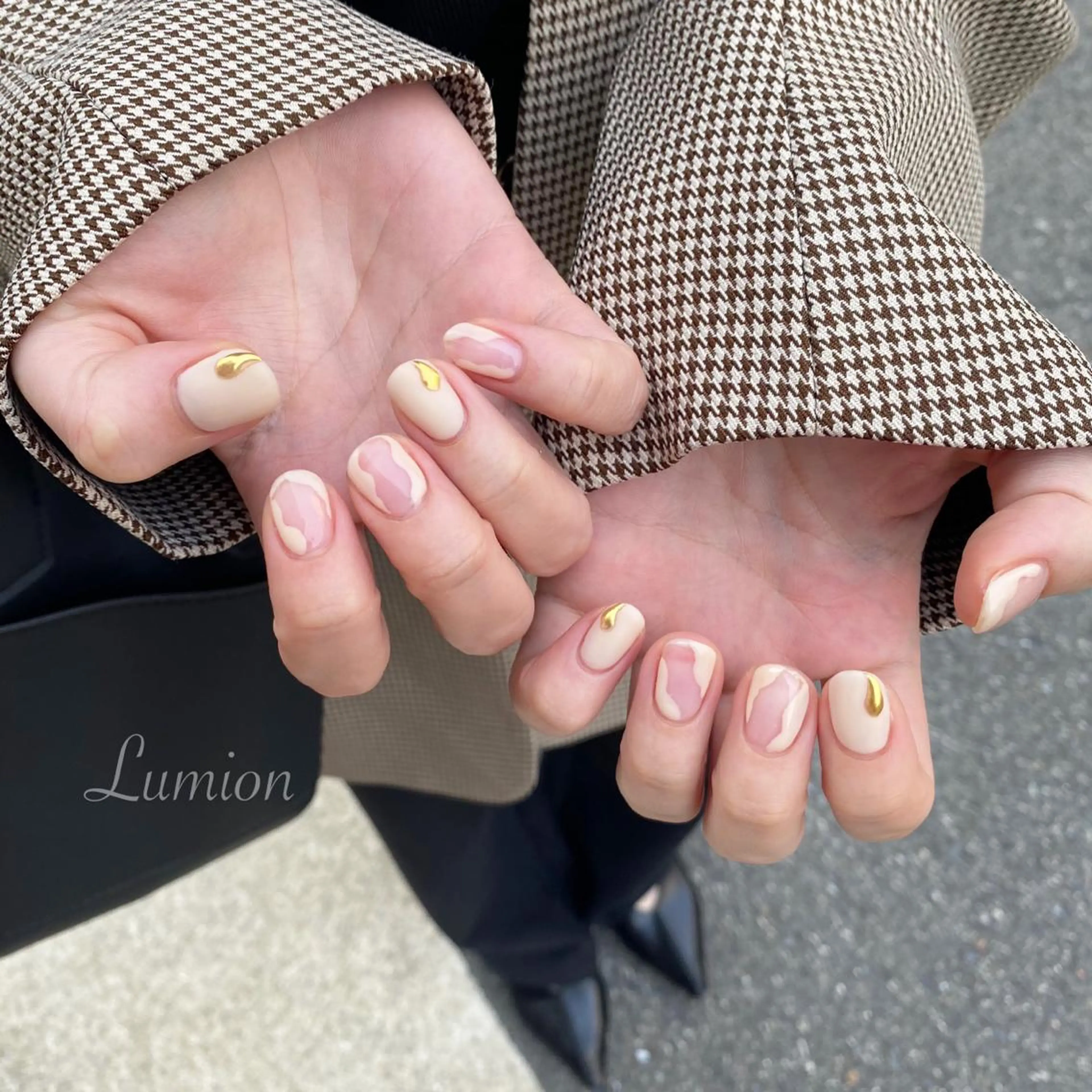 ネイル ニュアンスネイル nailroom Lumionのネイルデザイン