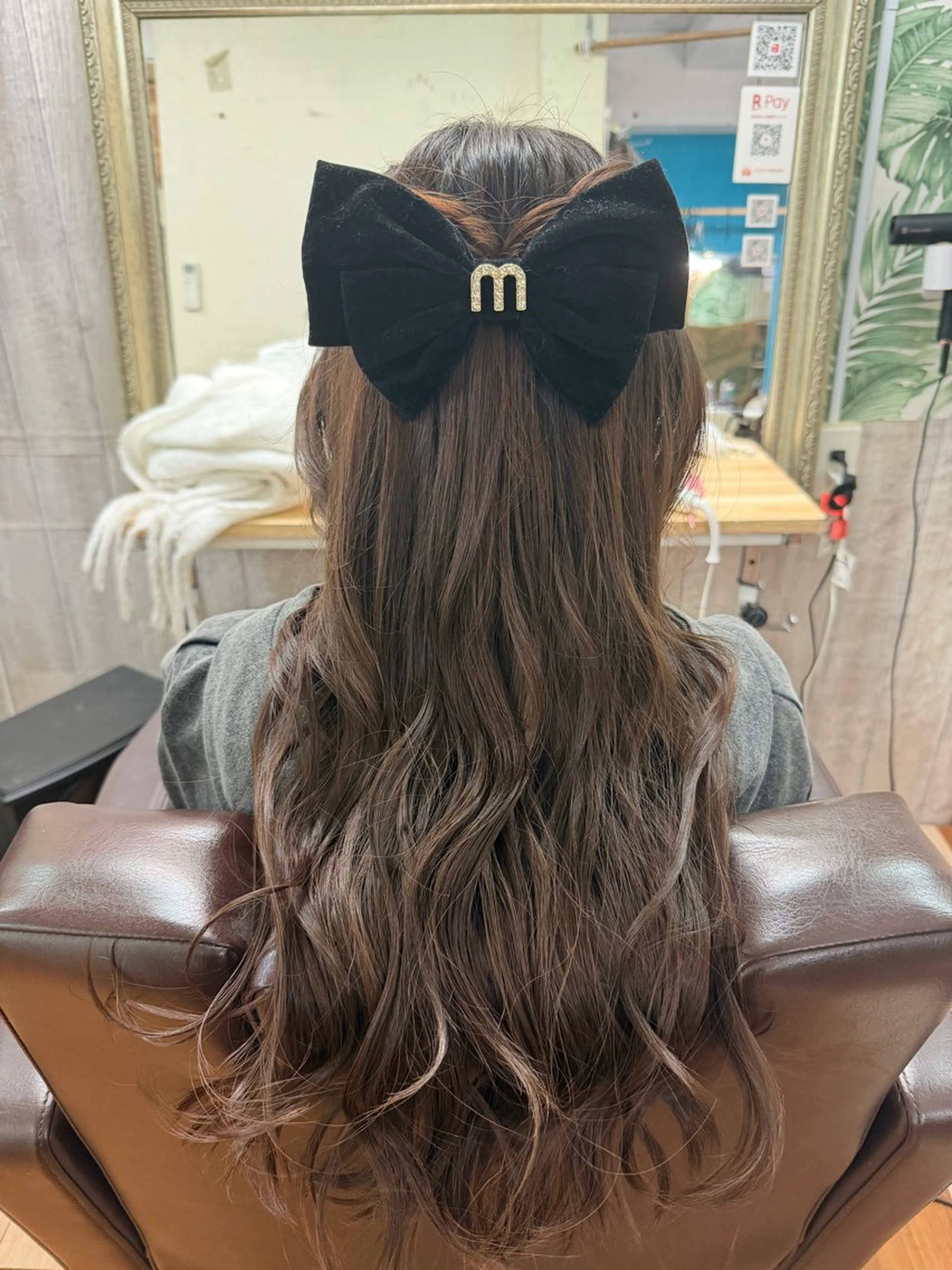 ロング ヘアセット 川本 葵のヘアスタイル
