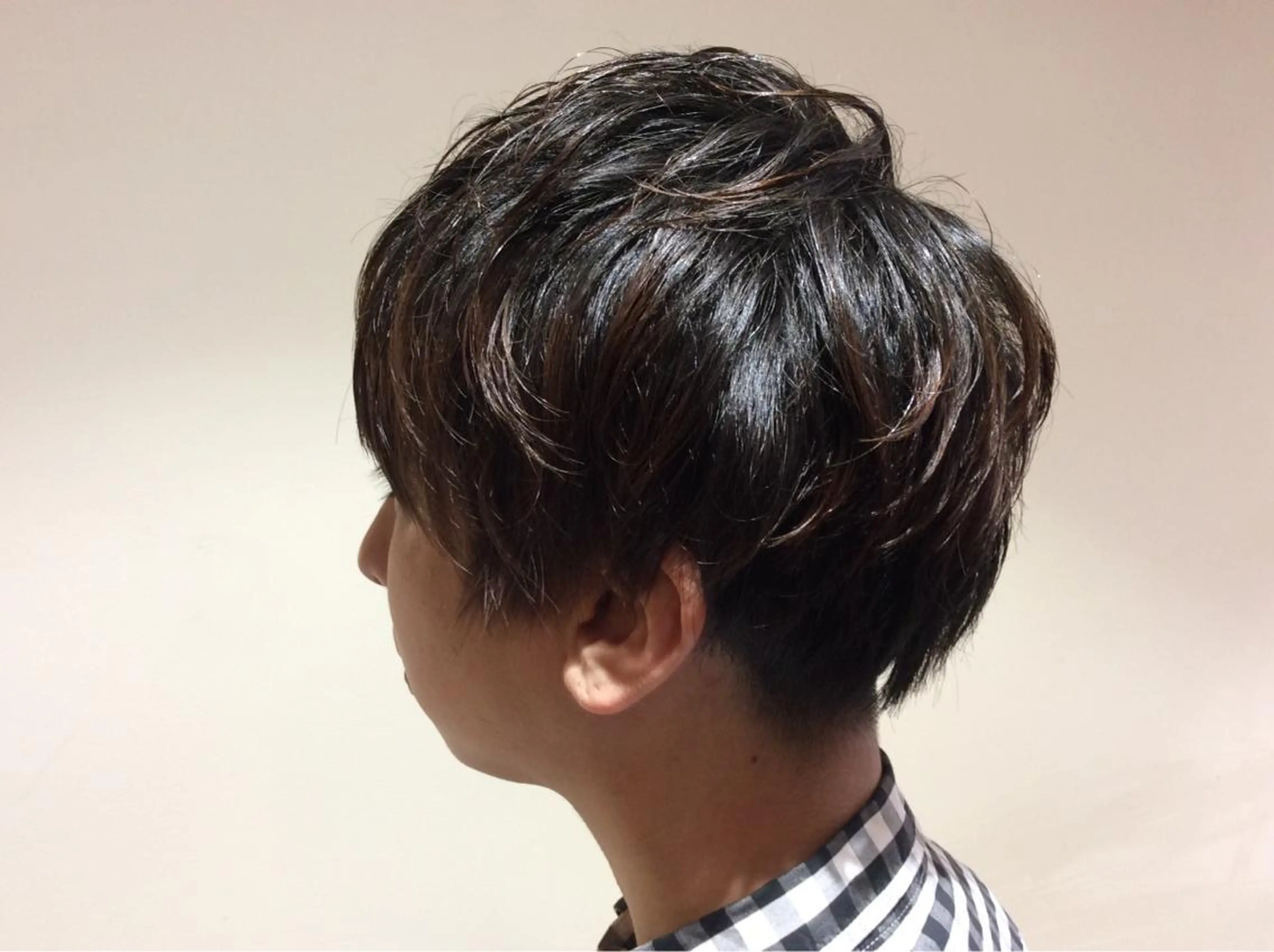 ショート メンズ ショートレイヤー マッシュ 刈り上げ レイヤーカット ショートヘア 松井 竜輝のヘアスタイル