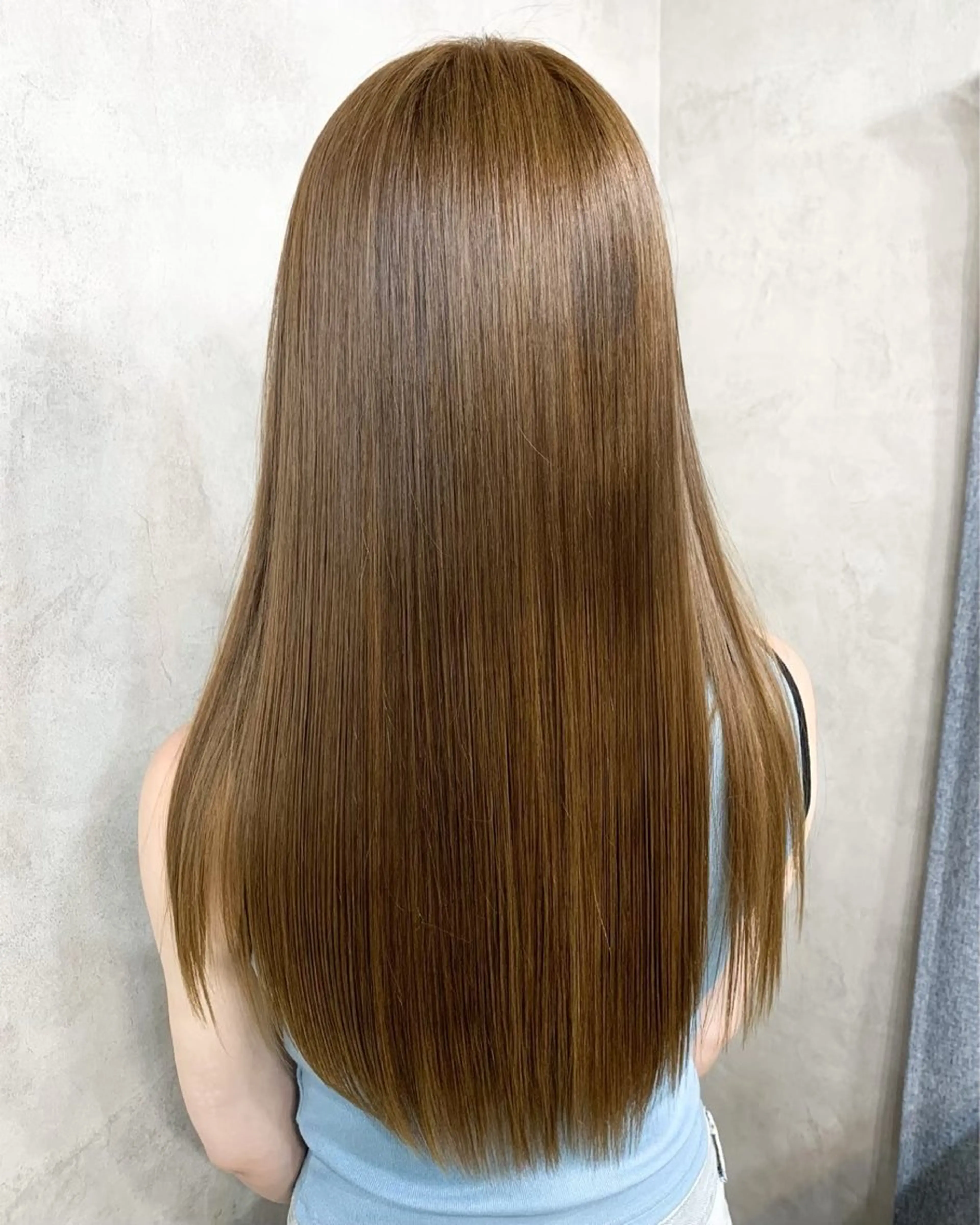 ロング カラー ヘアカラー 荒川 桃花のヘアスタイル