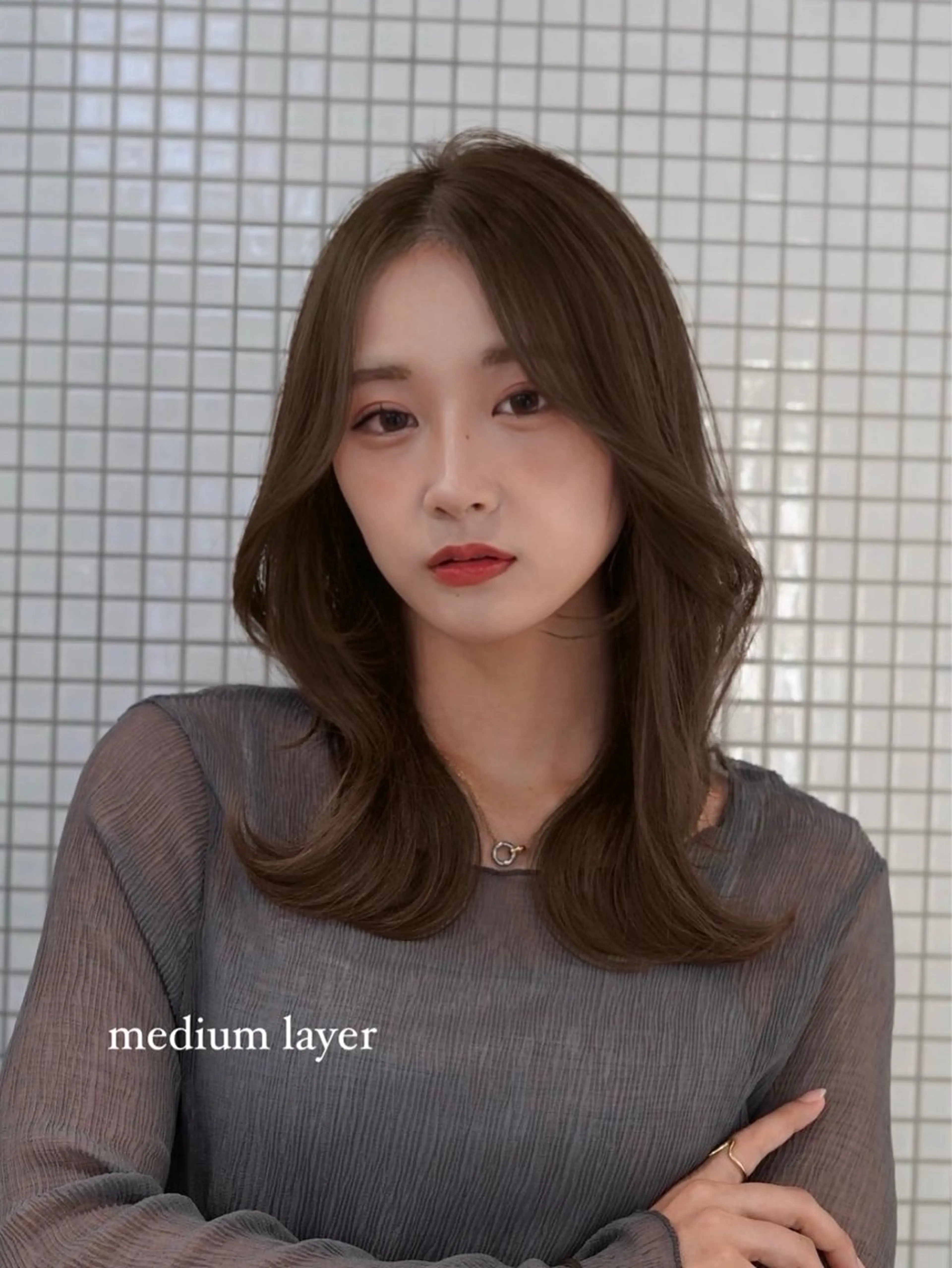 ミディアム 丸山 心 / 艶カラーのヘアスタイル