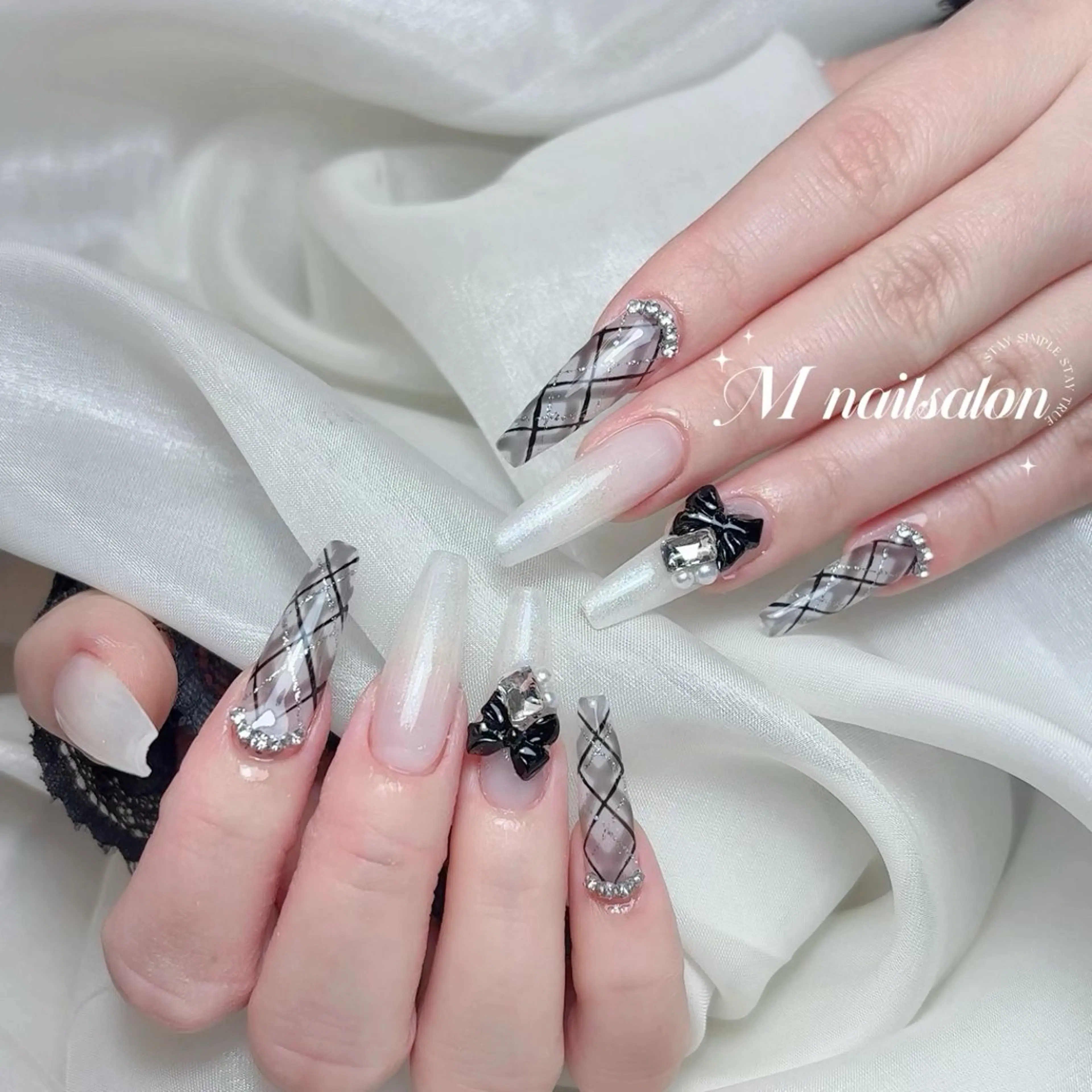 ネイル ハンドネイル 🎀Ｍ nails✨ ビューティーのネイルデザイン