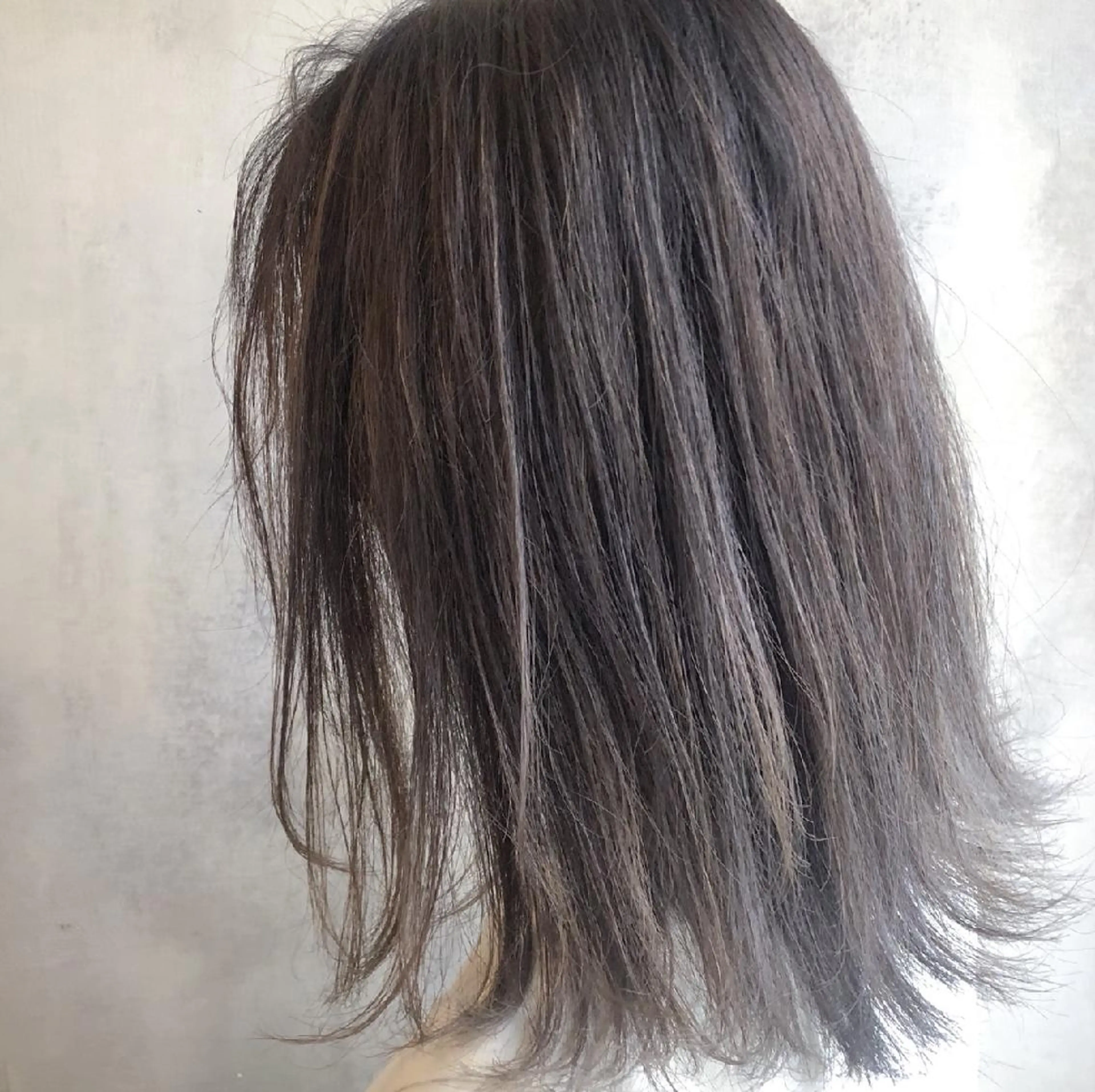 ミディアム ヘアアレンジ カラー グレージュ 髪質改善サロン🍃 AIRI のヘアスタイル