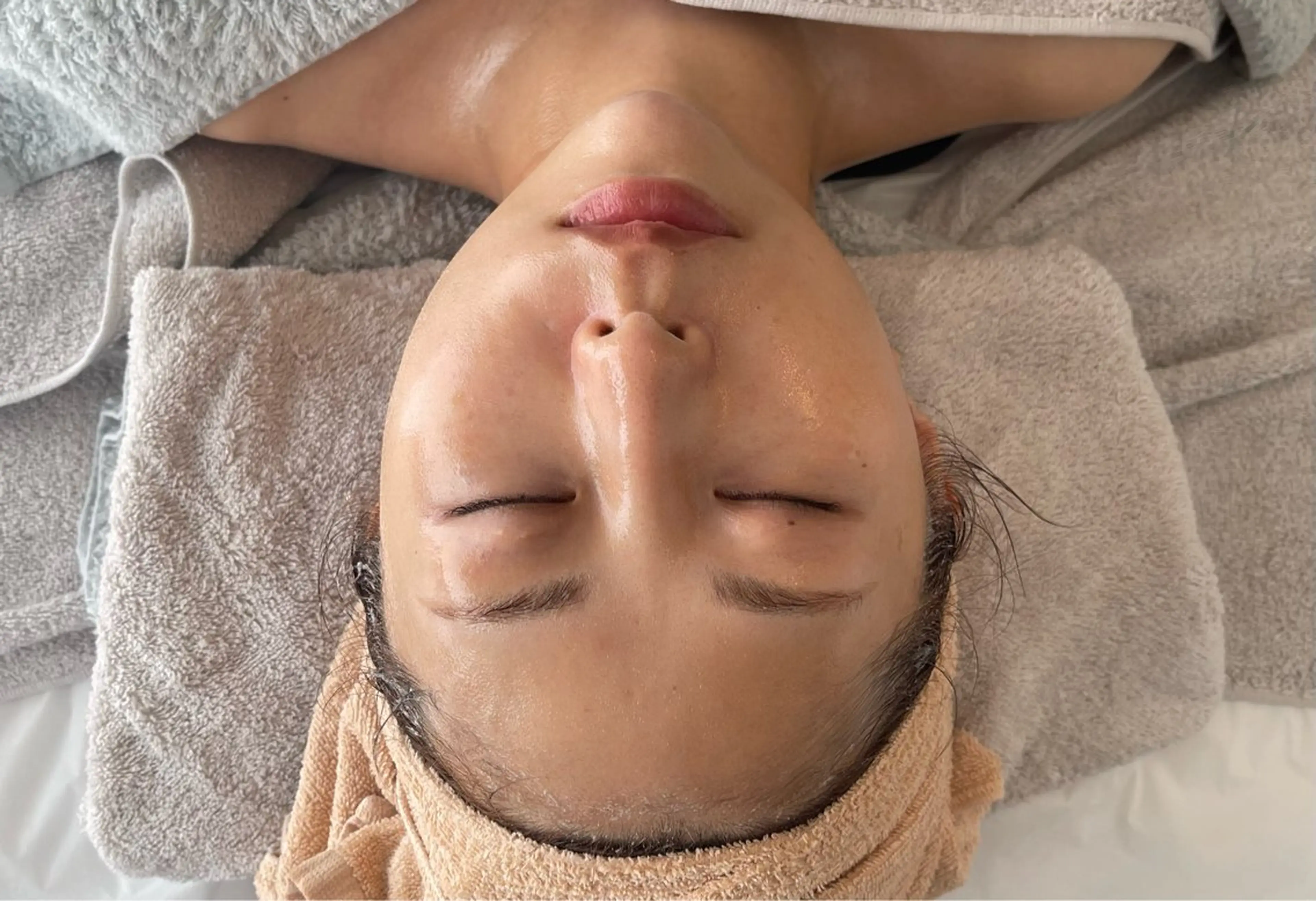 【剥けないハーブ×高周波】　温熱とハーブで肌の生まれ変わりを🫧水光肌フェイシャル✨90分の写真