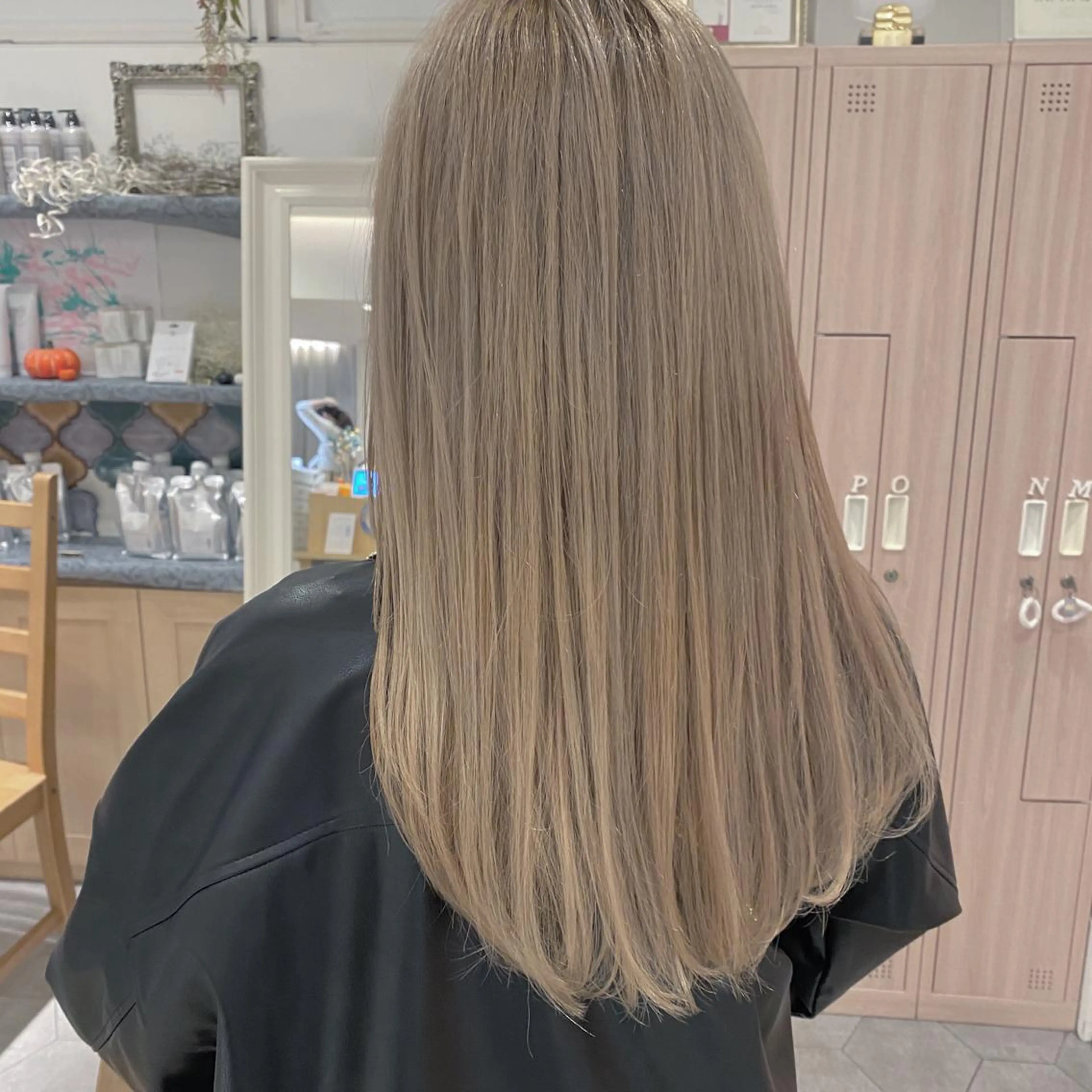 【ミニモ限定🎀】カット+ダブルカラー+高級人毛100%シールエクステ60本+TR+RefaファインバブルVEENAの写真