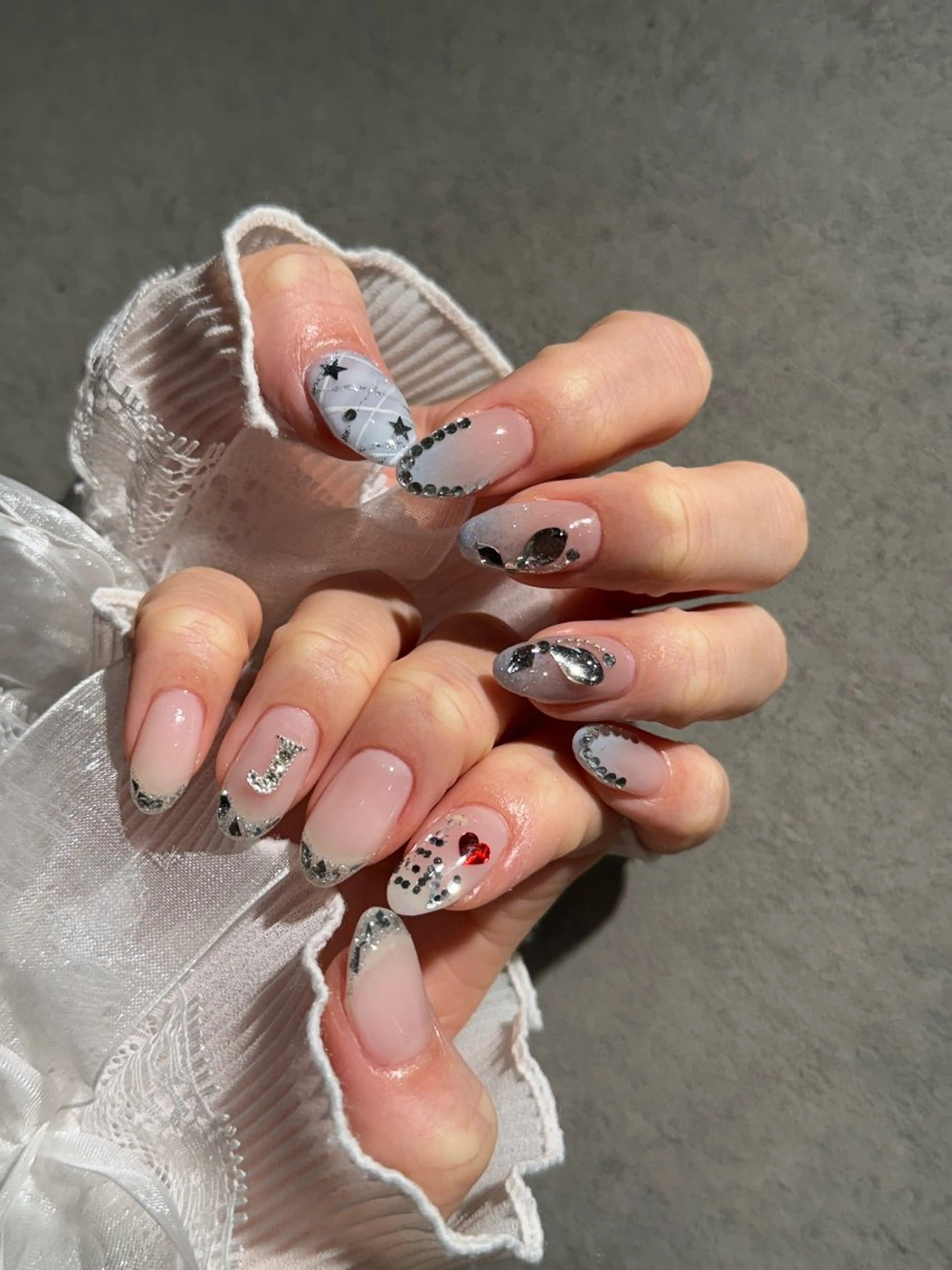 ネイル I-nailロング /ワンホン/キラキラのネイルデザイン