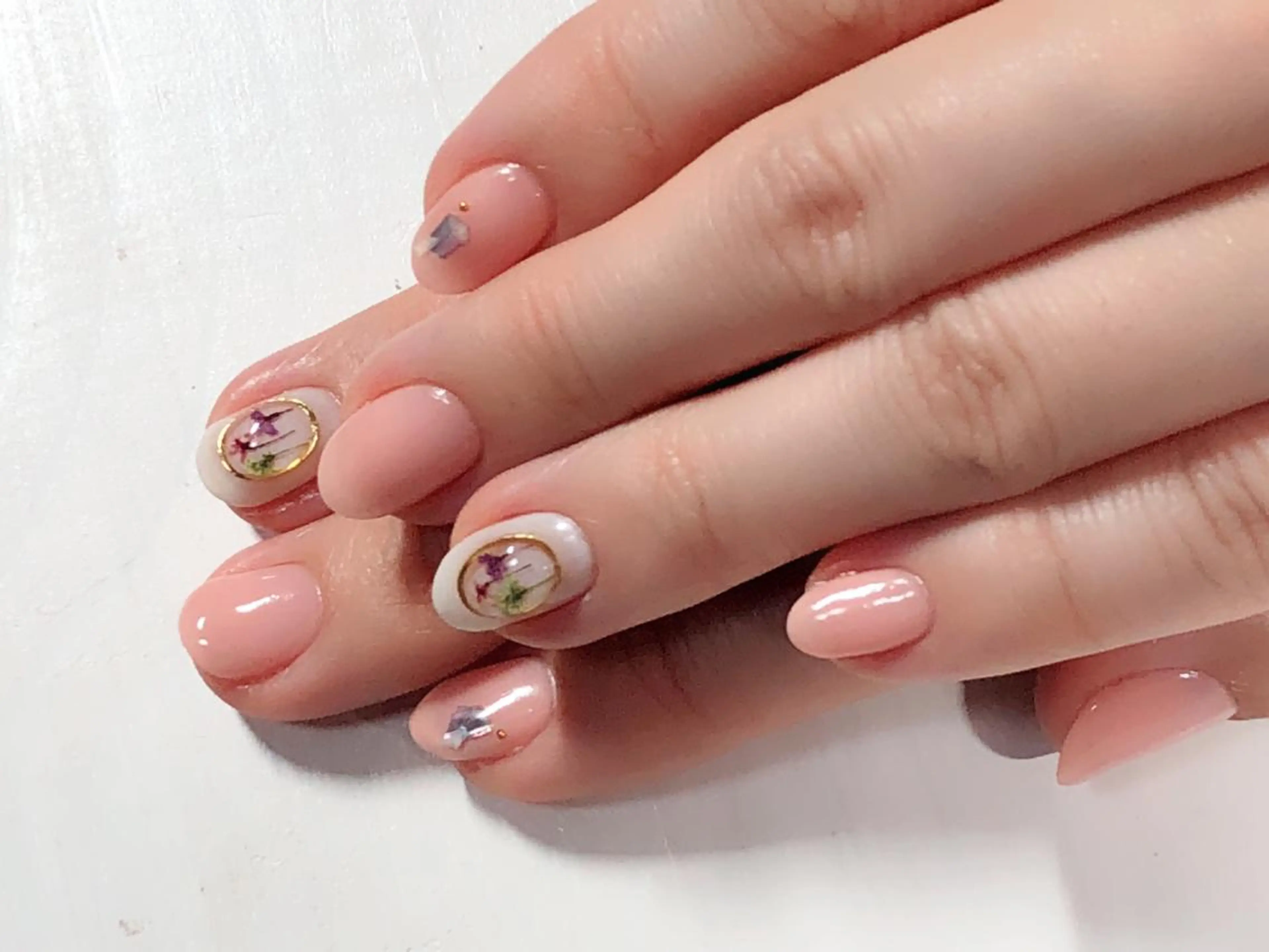 ネイル フラワーネイル atelier la vita所属・lavita. mimuraのネイルデザイン